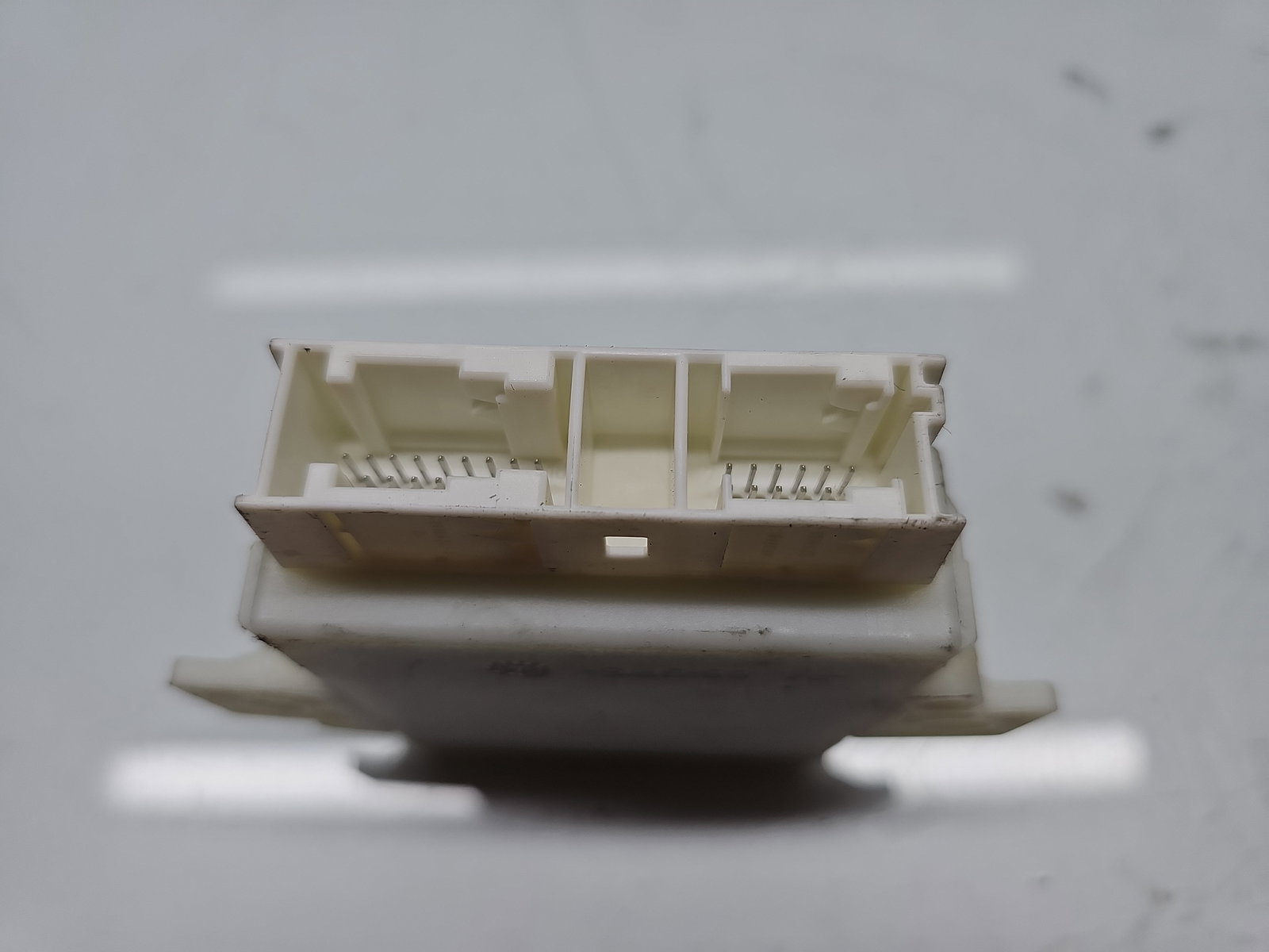 Modul confort Mercedes Clasa C (W204) [Fabr 2007-2014] A2044401001 - imagine 2