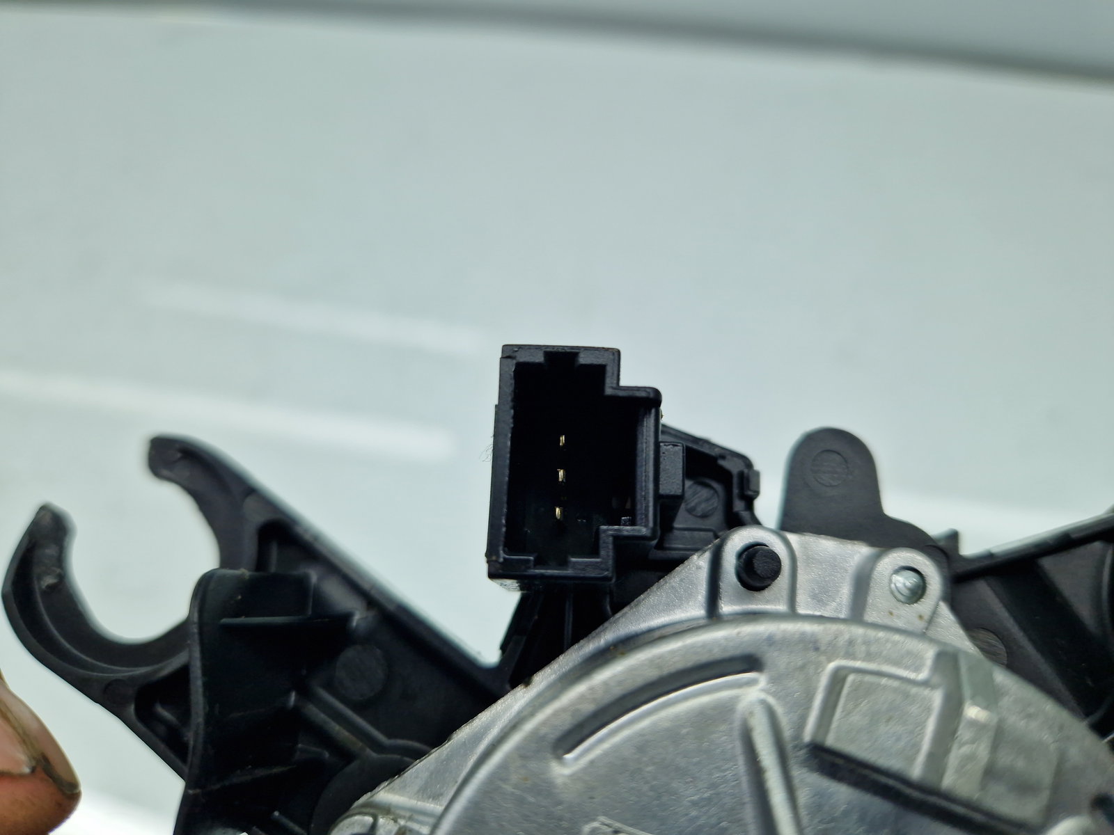 Motoras stergator haion PEUGEOT 2008 [Fabr 2013-prezent] 9678423580A - imagine 5