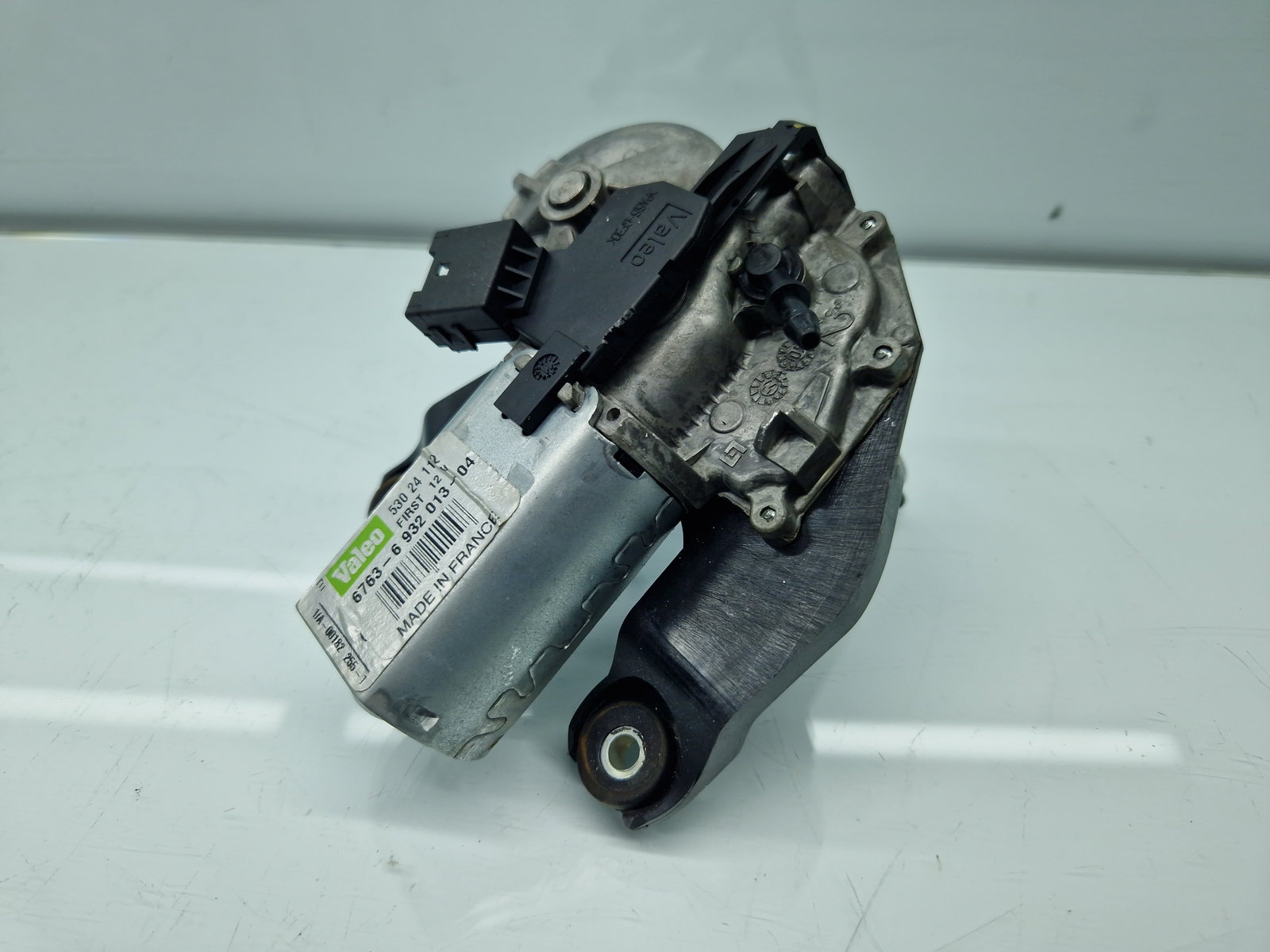 Motoras stergator haion MINI Countryman (R60) [Fabr 2010-2016] 6763-6932013-04 - imagine 2