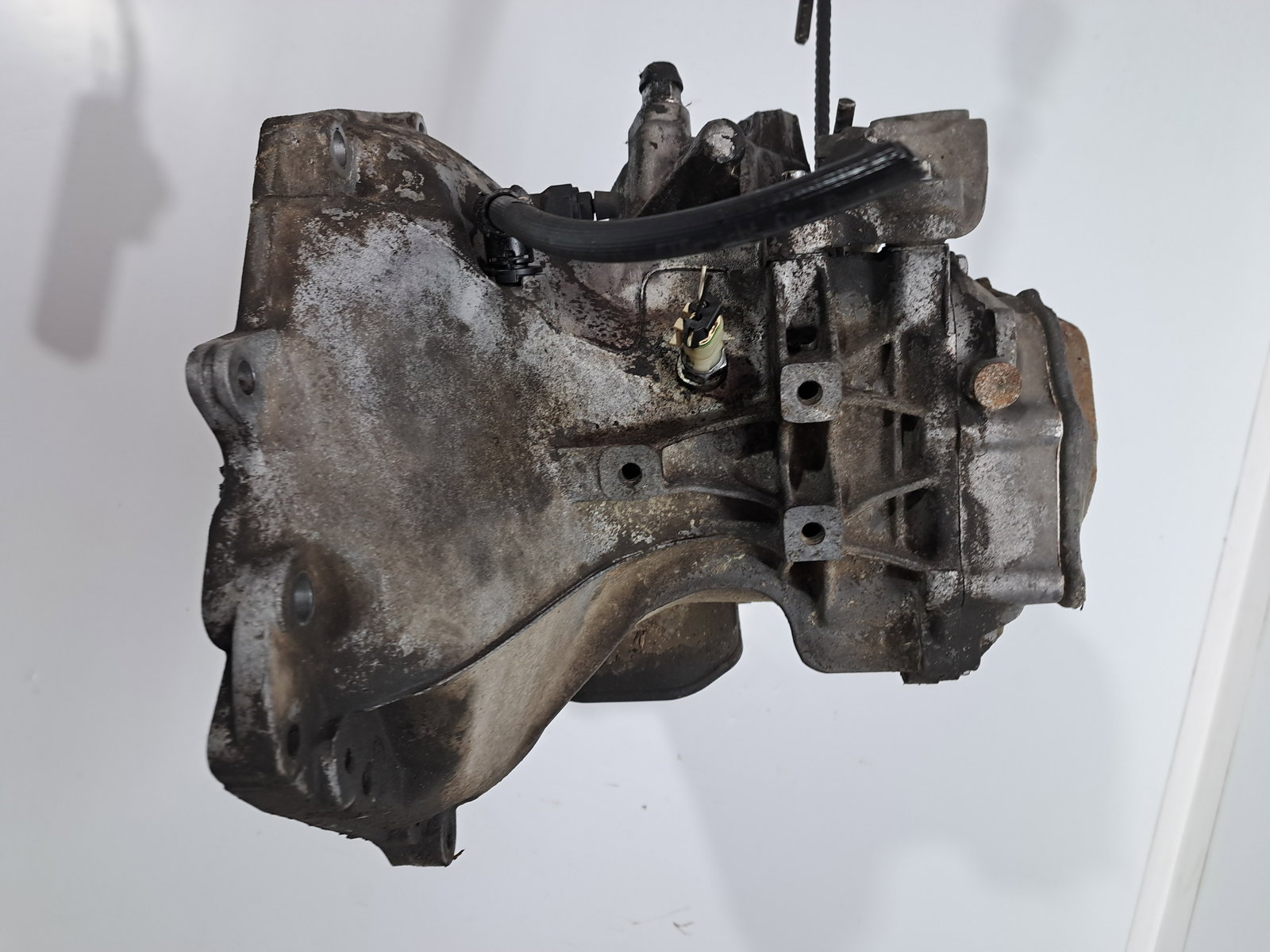 Cutie viteze manuala 5 trepte Opel Corsa C (F08, F68) [Fabr 2000-2005] 1.2 Benz Z12XE 90400209 55KW / 75CP - imagine 2