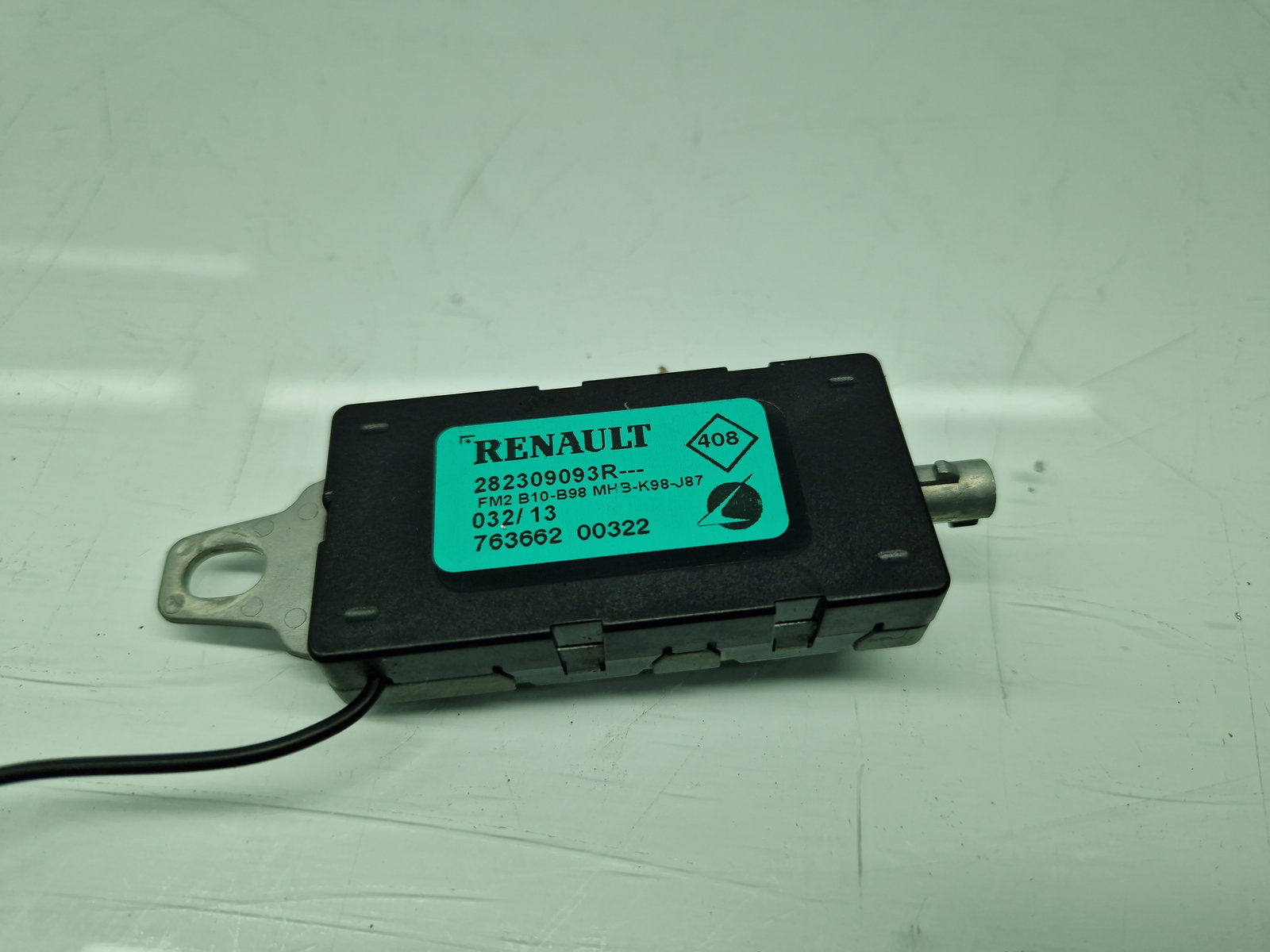 Amplificator antena Renault Clio 4 (B98) Hatchback [Fabr 2012-2020] 282309093R - imagine 1