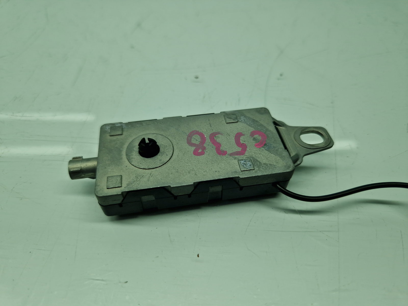 Amplificator antena Renault Clio 4 (B98) Hatchback [Fabr 2012-2020] 282309093R - imagine 2