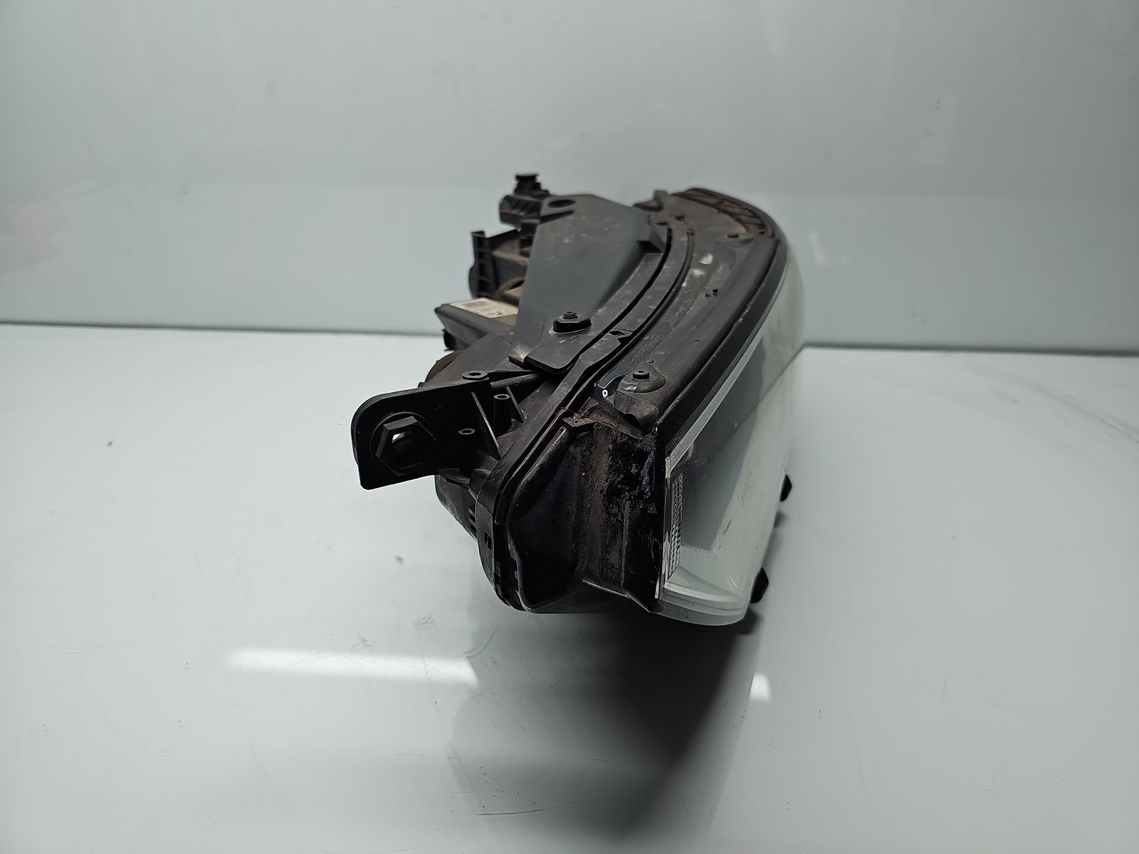 Far stanga Volkswagen Passat B8 (3G2) [Fabr 2015-prezent] 3G2941005B - imagine 2