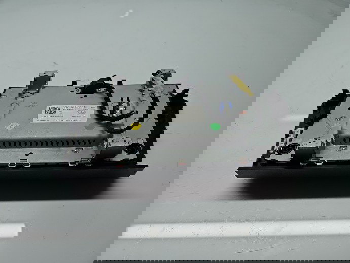 Radio CD cu navigatie Volkswagen Passat B8 (3G2) [Fabr 2015-prezent] 3G0919605D