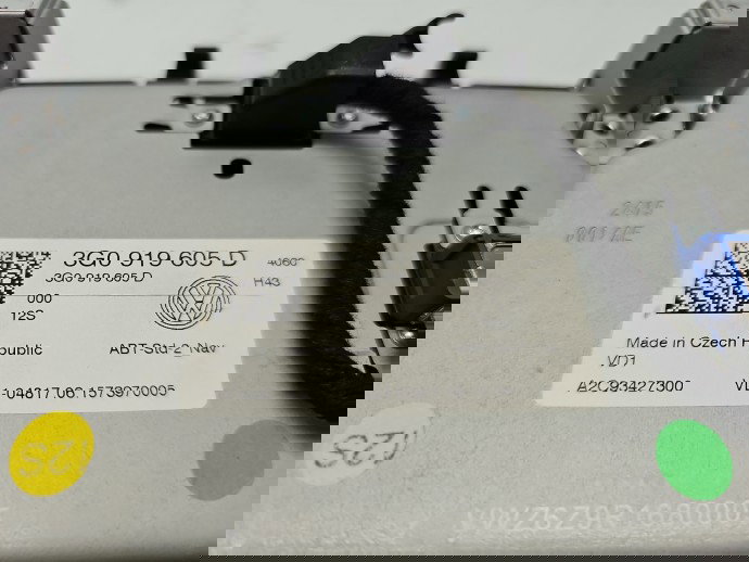 Radio CD cu navigatie Volkswagen Passat B8 (3G2) [Fabr 2015-prezent] 3G0919605D