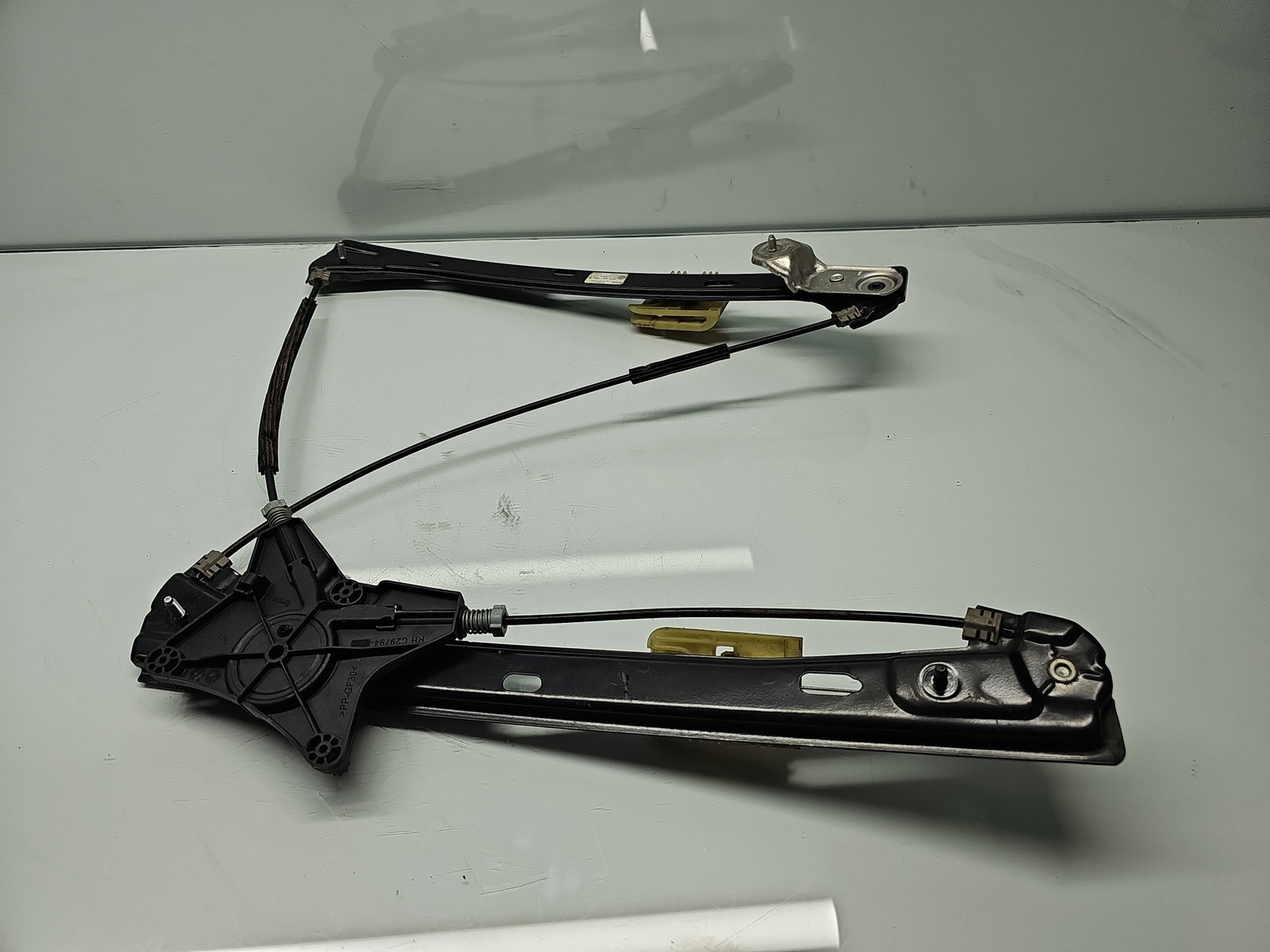 Macara electrica geam dreapta fata Volkswagen Passat B8 (3G2) [Fabr 2015-prezent] 3G0837462B