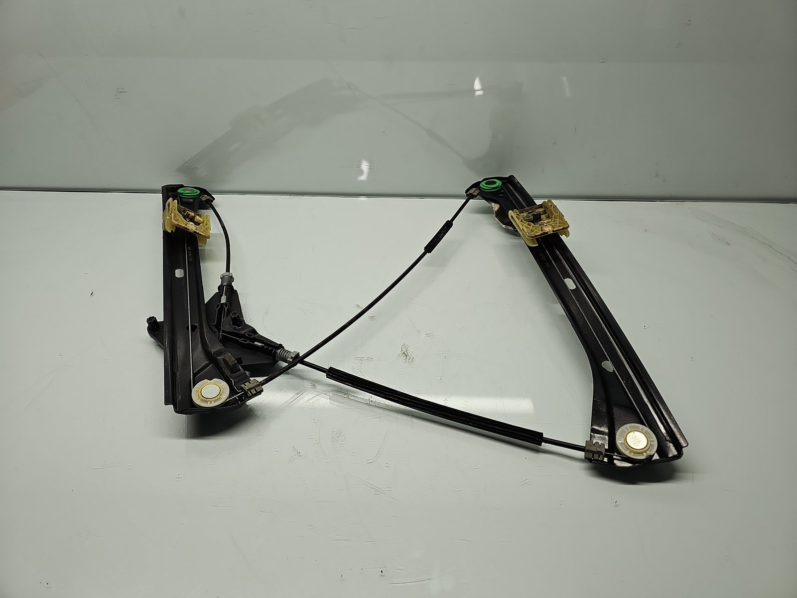 Macara electrica geam dreapta fata Volkswagen Passat B8 (3G2) [Fabr 2015-prezent] 3G0837462B - imagine 4