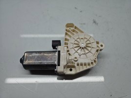 Motoras geam dreapta fata Volkswagen Passat B8 (3G2) [Fabr 2015-prezent] 5Q4959802B