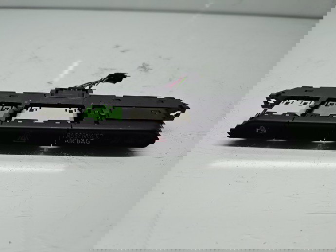 Butoane comenzi consola centrala Volkswagen Passat B8 (3G2) [Fabr 2015-prezent] 3G0927132A