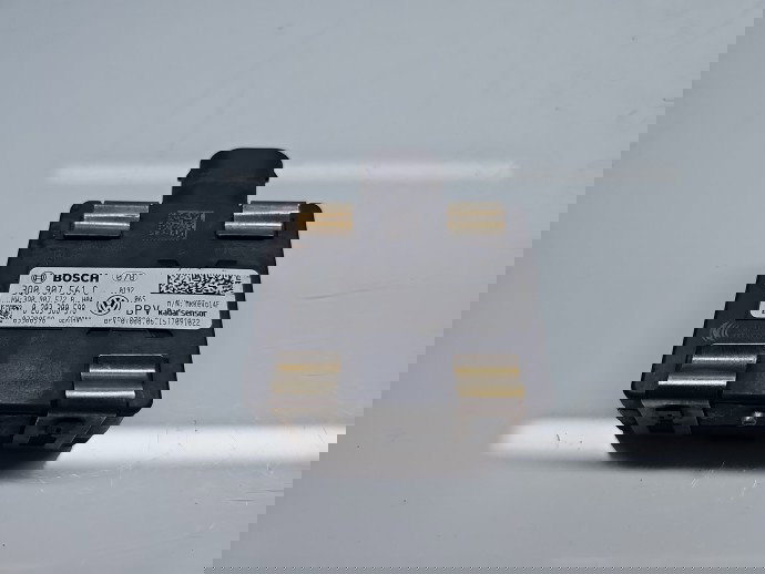 Senzor radar distronic Volkswagen Passat B8 (3G2) [Fabr 2015-prezent] 3Q0907561C