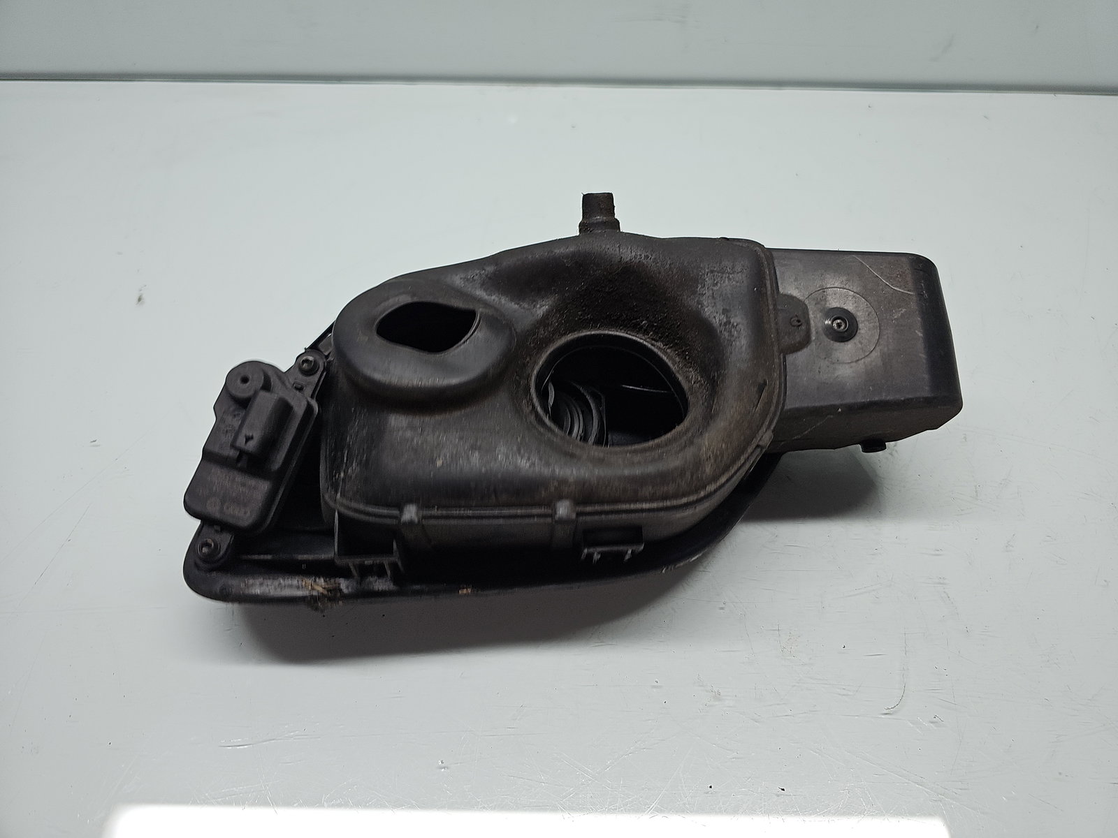 Capac rezervor Volkswagen Passat B8 (3G2) [Fabr 2015-prezent] OEM - imagine 4