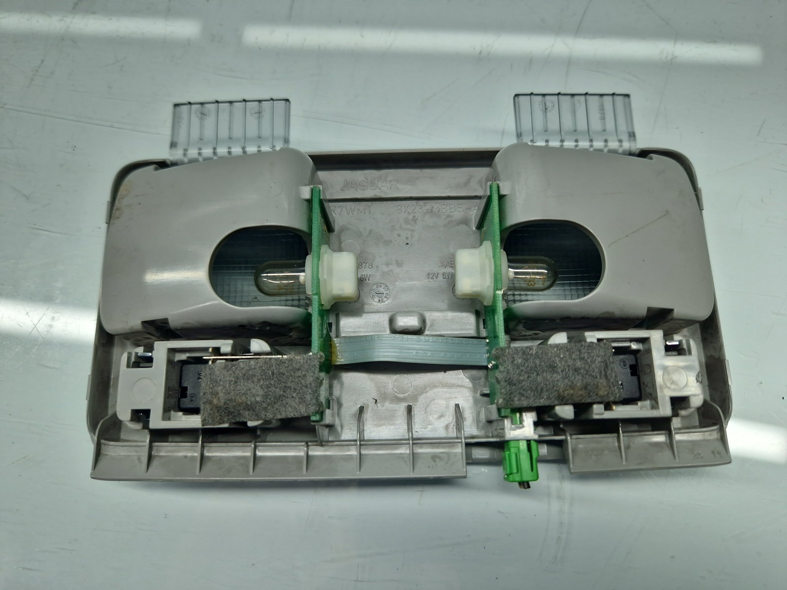 Plafoniera spate Jaguar XF (X250) [Fabr 2008-2015] Facelift 8X23-MBBS-A - imagine 5