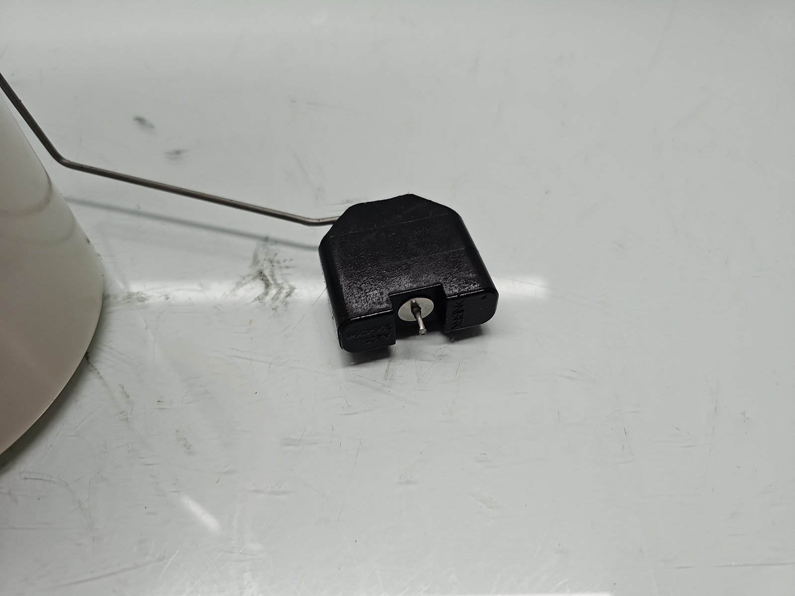 Pompa combustibil Volkswagen Passat B8 (3G2) [Fabr 2015-prezent] 3Q0919050 2.0 TDI DFCA 140KW / 190CP - imagine 3