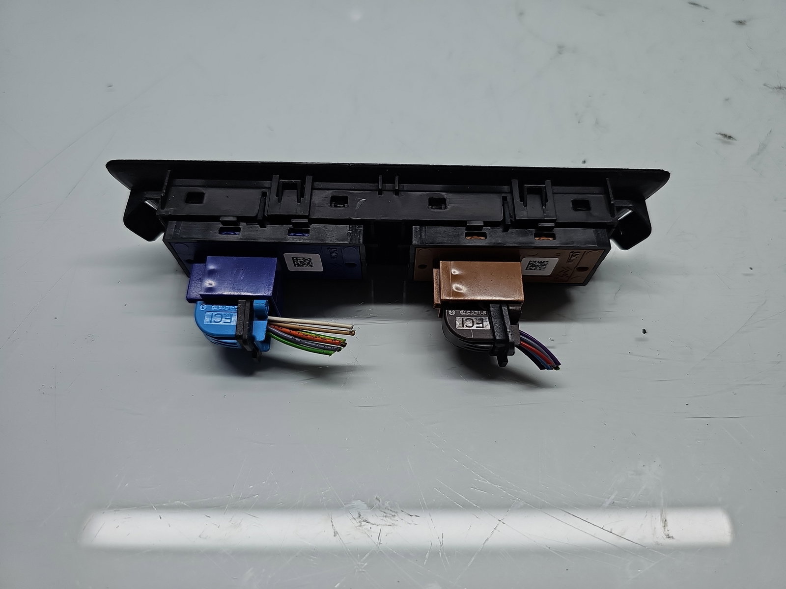 Butoane comenzi consola centrala PEUGEOT 2008 [Fabr 2013-prezent] 980299312 - imagine 2