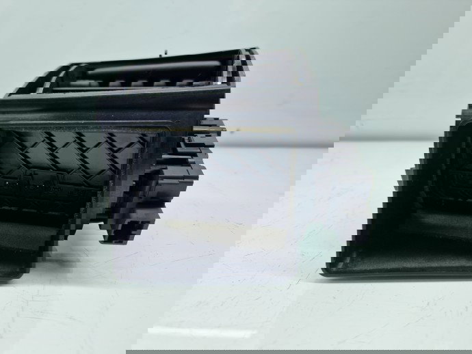 Grila aerisire dreapta Jaguar XF (X250) [Fabr 2008-2015] Facelift 6616-001