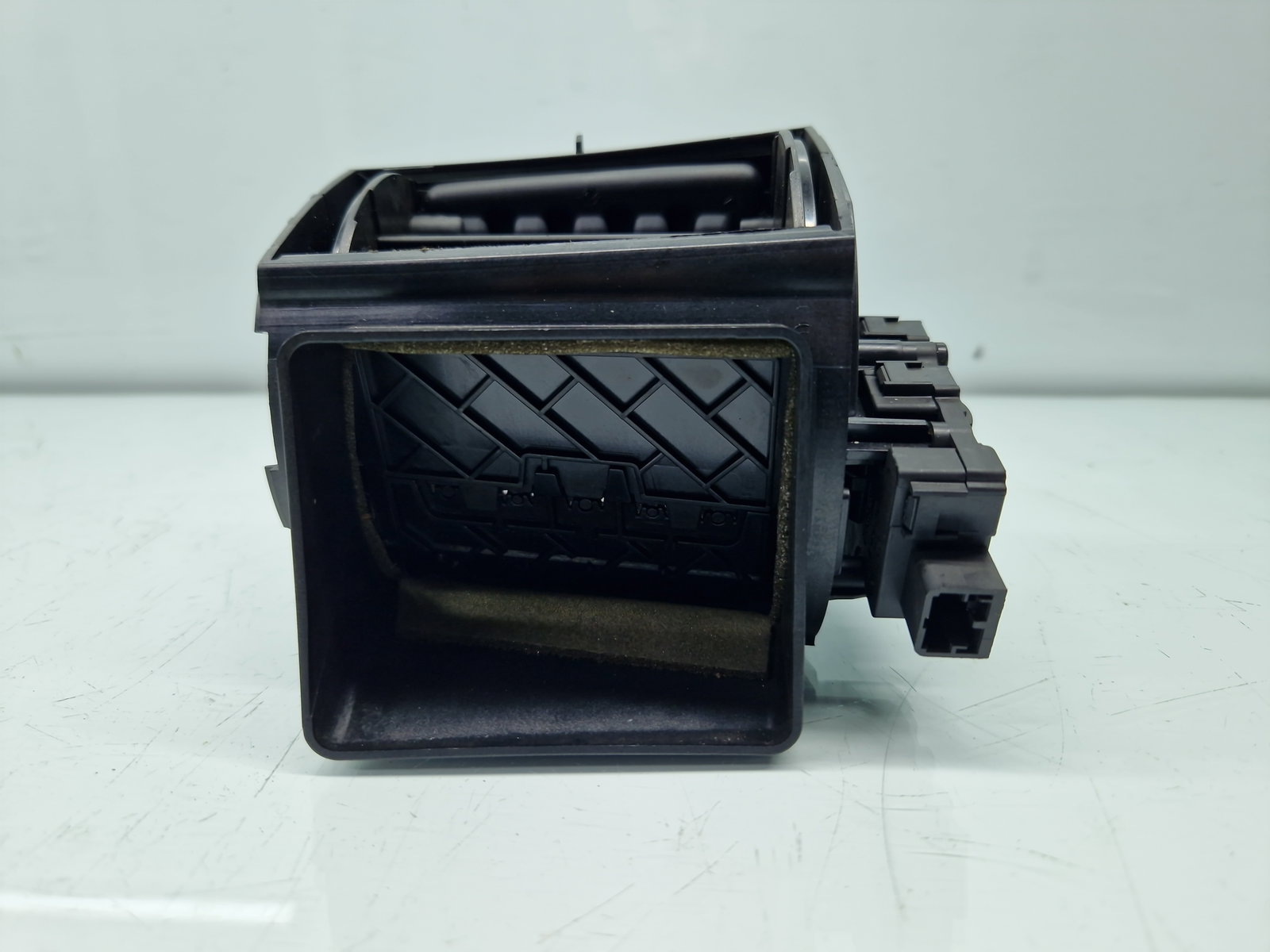 Grila aerisire dreapta Jaguar XF (X250) [Fabr 2008-2015] Facelift 6616-001 - imagine 3