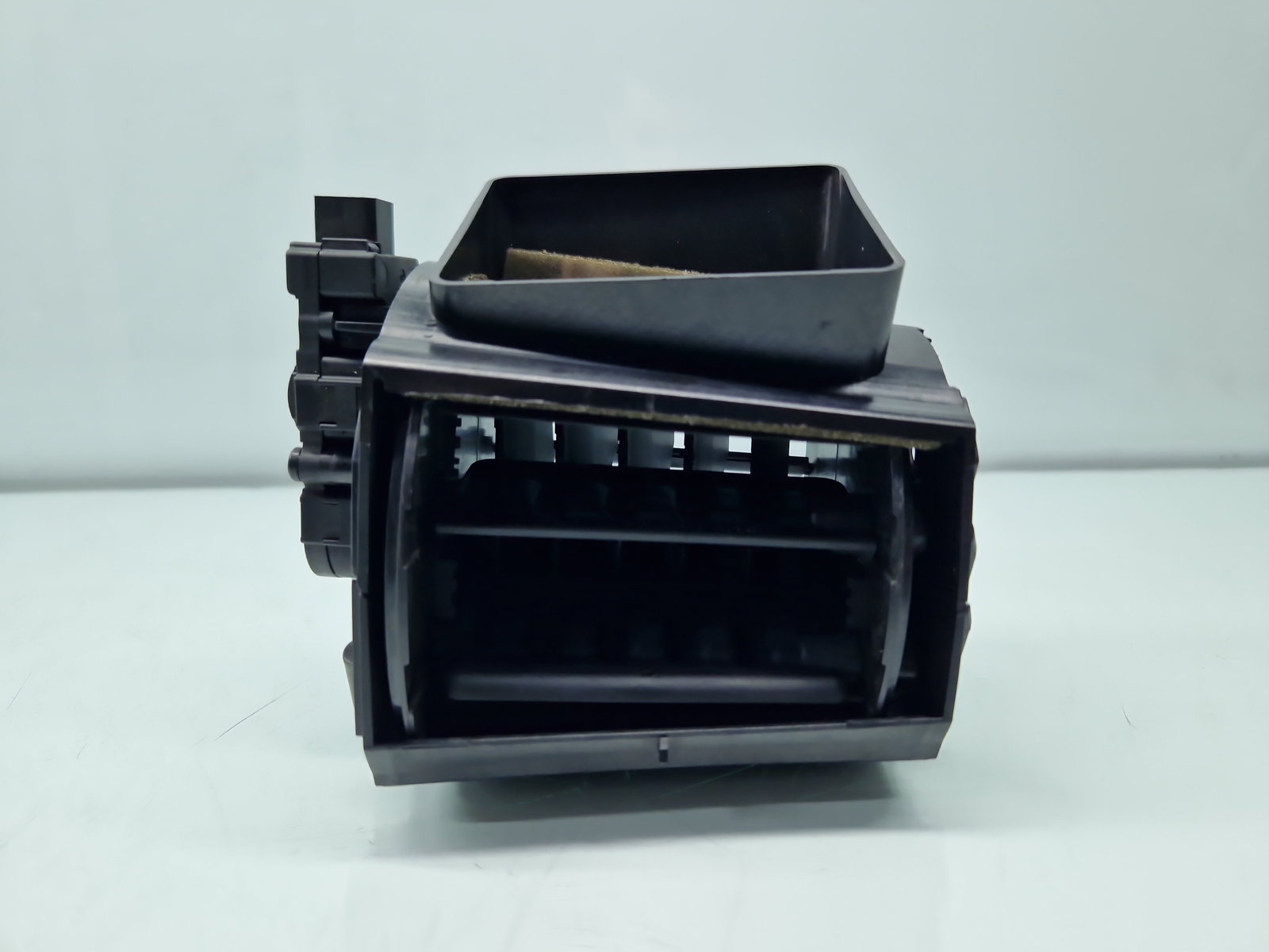 Grila aerisire dreapta Jaguar XF (X250) [Fabr 2008-2015] Facelift 6616-001 - imagine 5