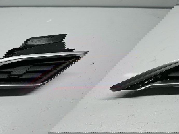 Grila aerisire dreapta PEUGEOT 2008 [Fabr 2013-prezent] 9673131677