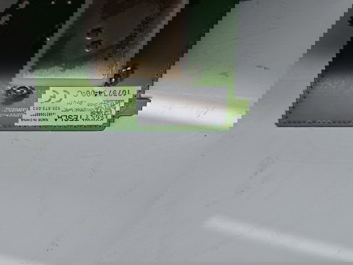 Antena TESLA Model 3 [Fabr 2020-2025] 1079734-00-C