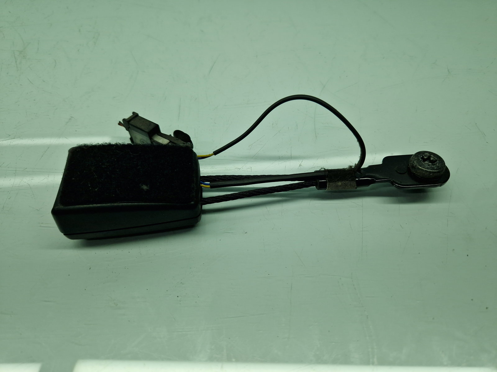 Capsa centura dreapta fata Opel Astra J [Fabr 2009-2015] 12848375 - imagine 4