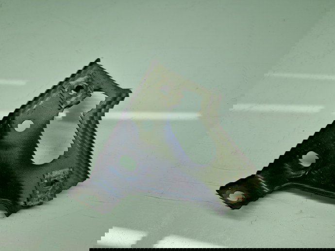 Suport aripa stanga fata Opel Astra J [Fabr 2009-2015] 13276370