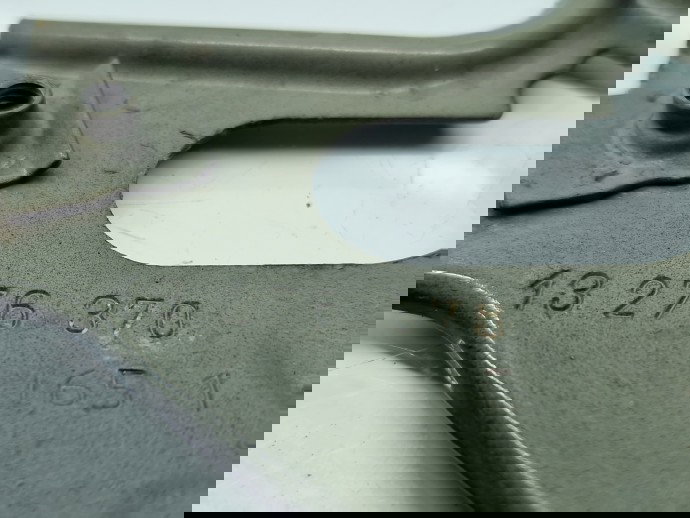 Suport aripa stanga fata Opel Astra J [Fabr 2009-2015] 13276370