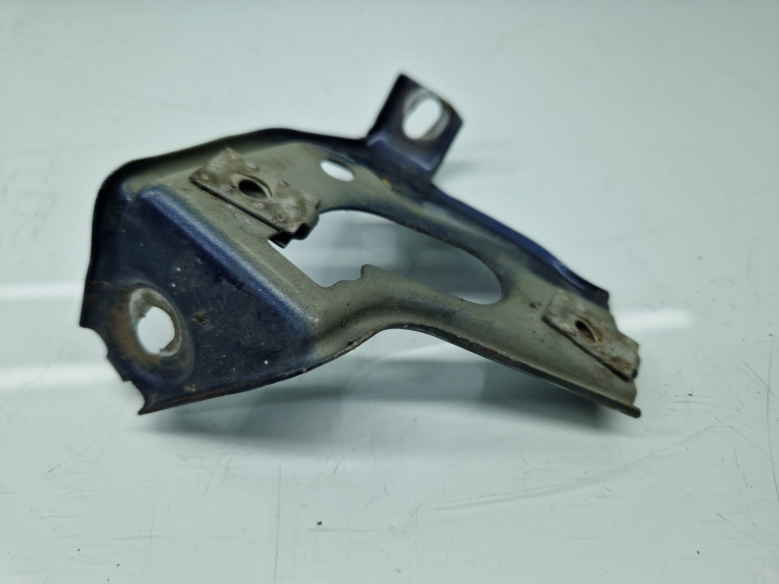 Suport aripa dreapta fata Opel Astra J [Fabr 2009-2015] 13276369 - imagine 3