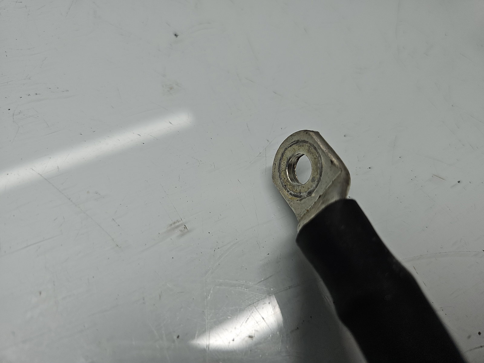 Borna baterie (-) AUDI A6 (4G2, C7) S-line [Fabr 2012-2017] 8T0915181 - imagine 2