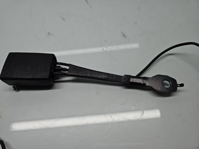 Capsa centura stanga fata Mercedes Clasa A (W176) [Fabr 2012-2018] A2468600169