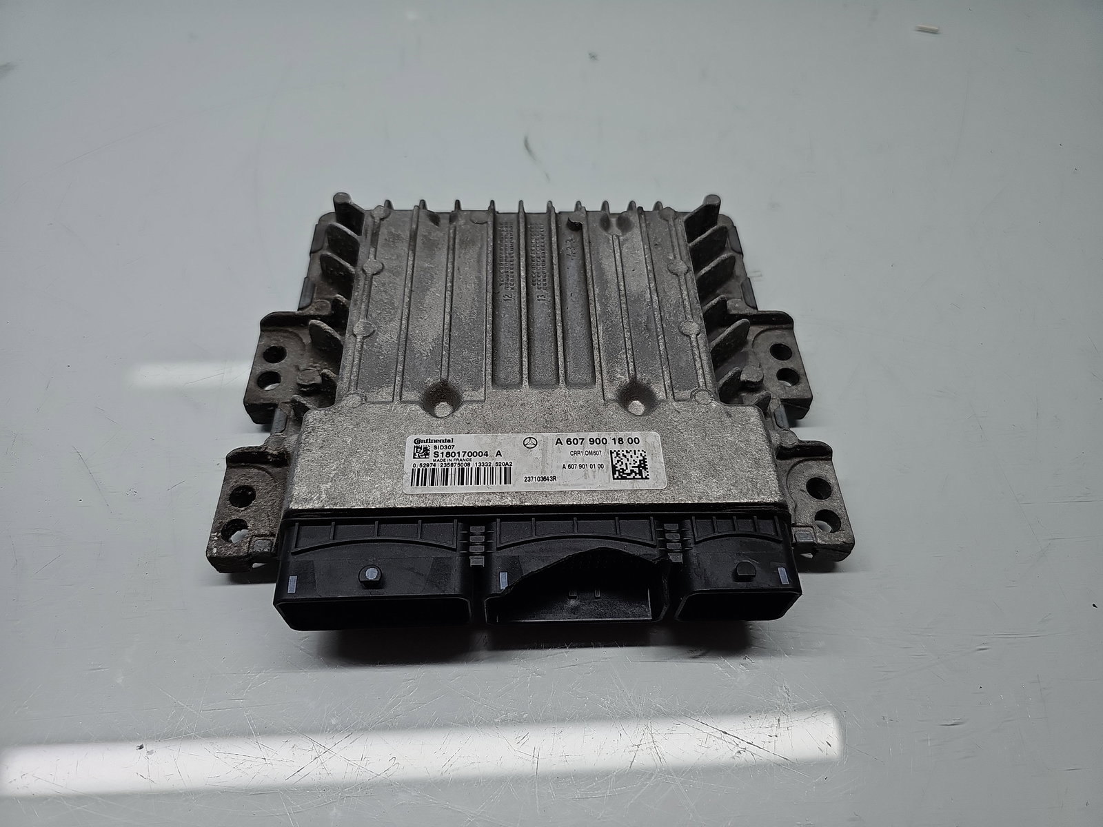 Calculator motor ECU Mercedes Clasa A (W176) [Fabr 2012-2018] A6079001800 1.5 CDI 607951 80KW / 109CP - imagine 1