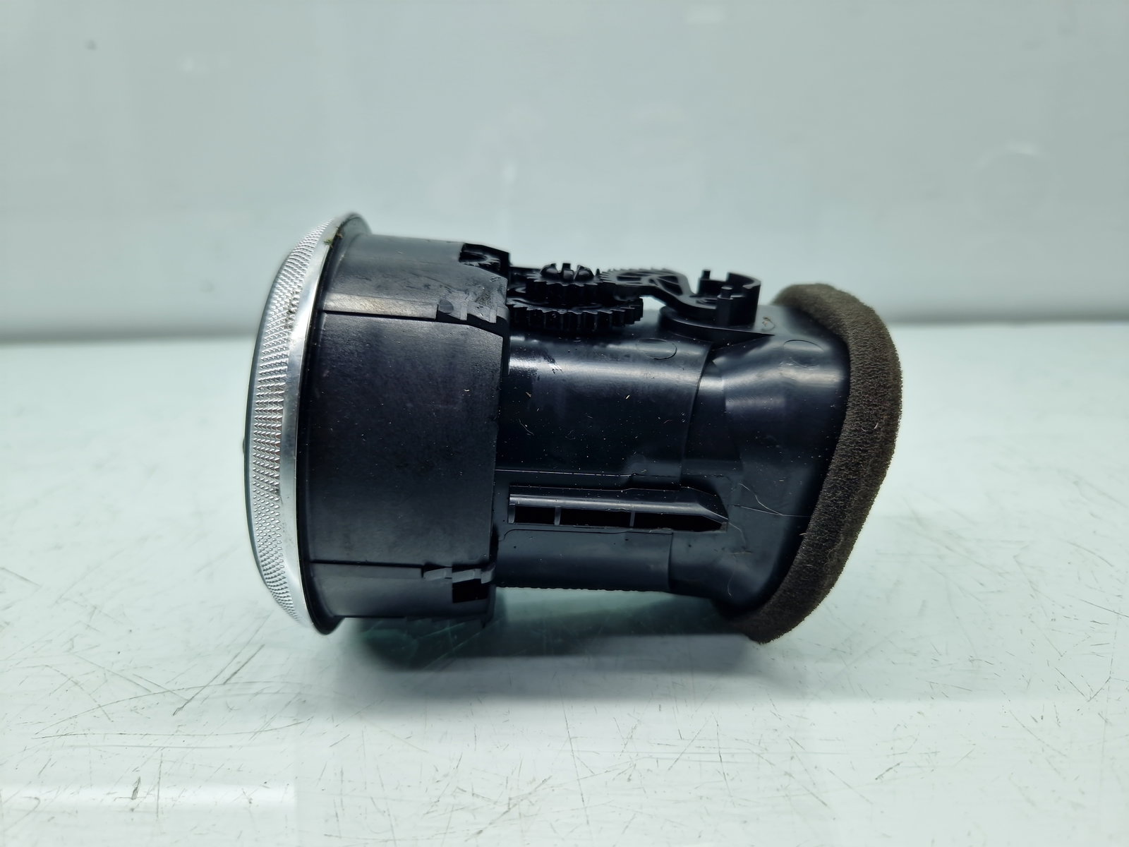 Grila aerisire stanga AUDI A3 (8P1) [Fabr 2003-2012] 8P0820901C - imagine 2