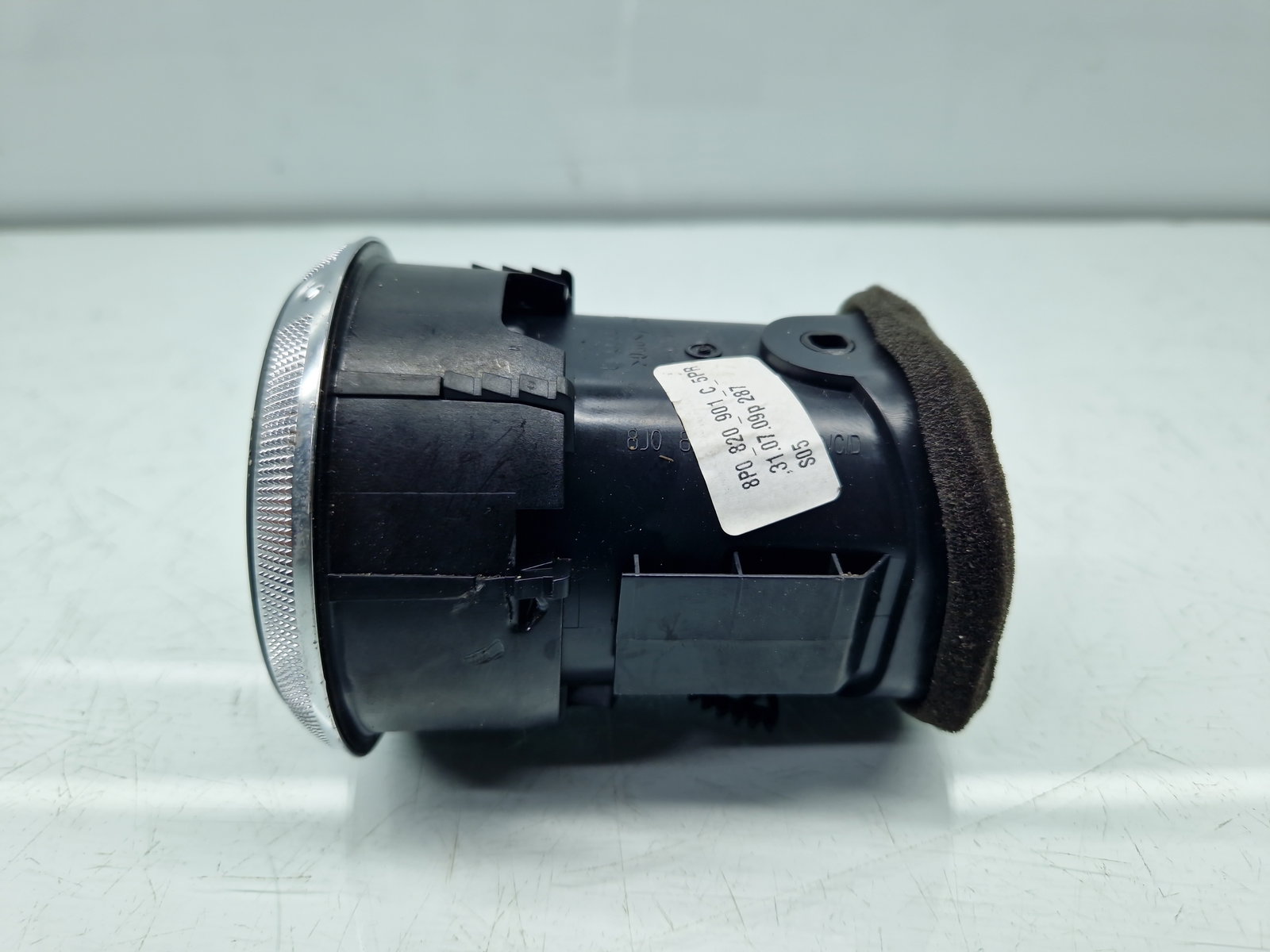 Grila aerisire dreapta AUDI A3 (8P1) [Fabr 2003-2012] 8P0820901C - imagine 2