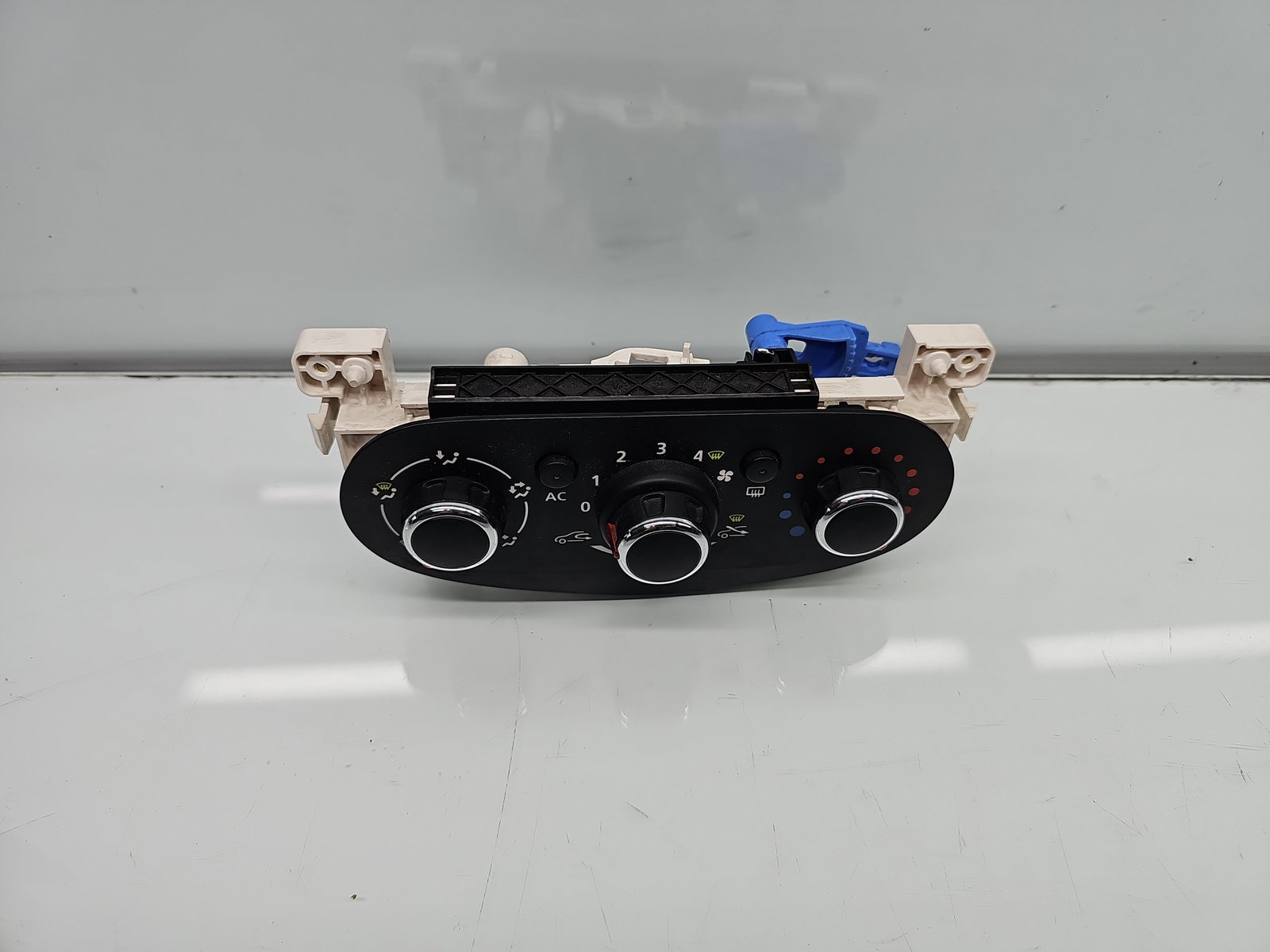 Panou comanda clima Dacia Logan MCV 2 [Fabr 2013-2022] XE1074176 - imagine 2
