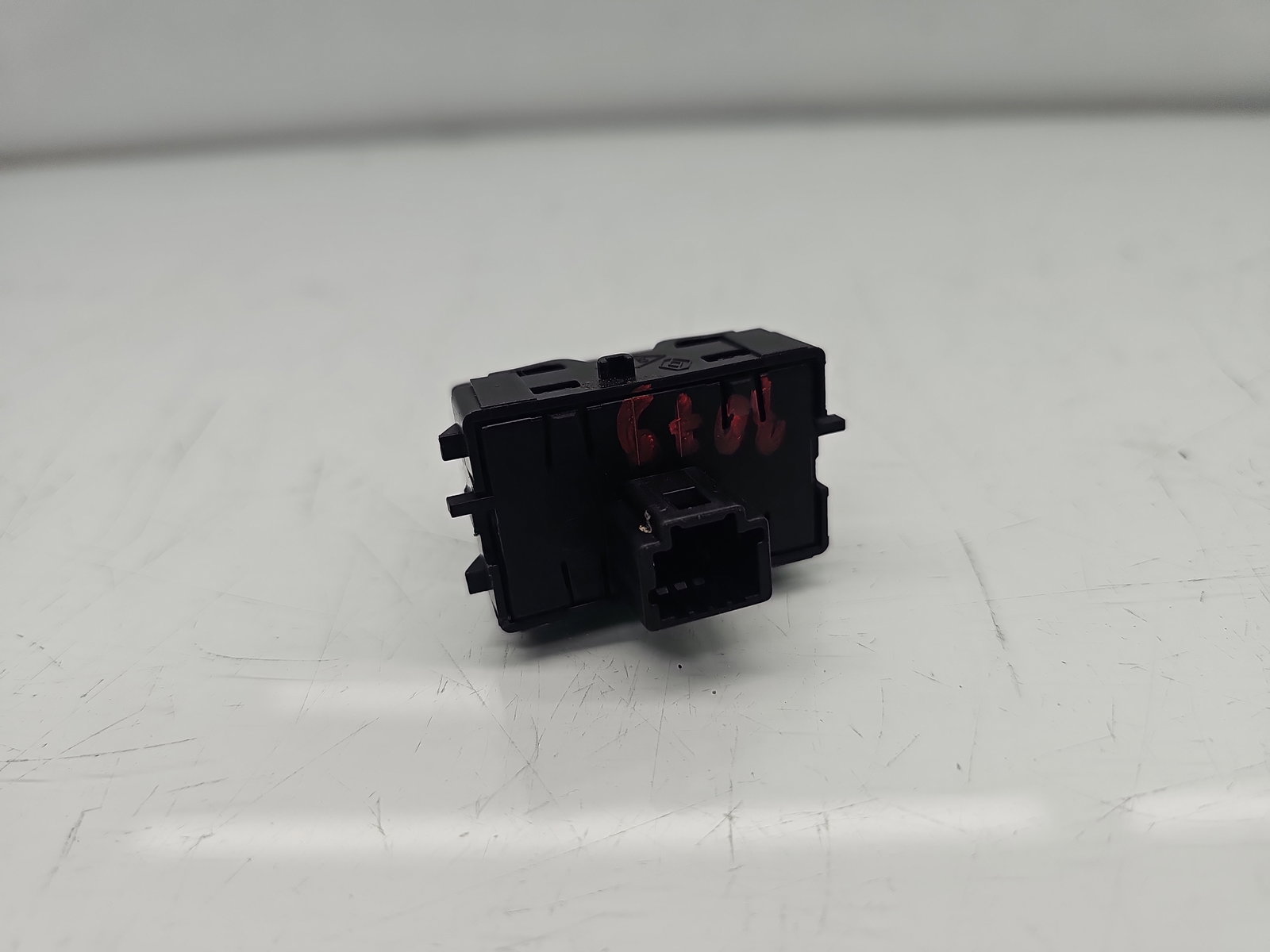 Buton eco Dacia Logan MCV 2 [Fabr 2013-2022] 251B49802R - imagine 2