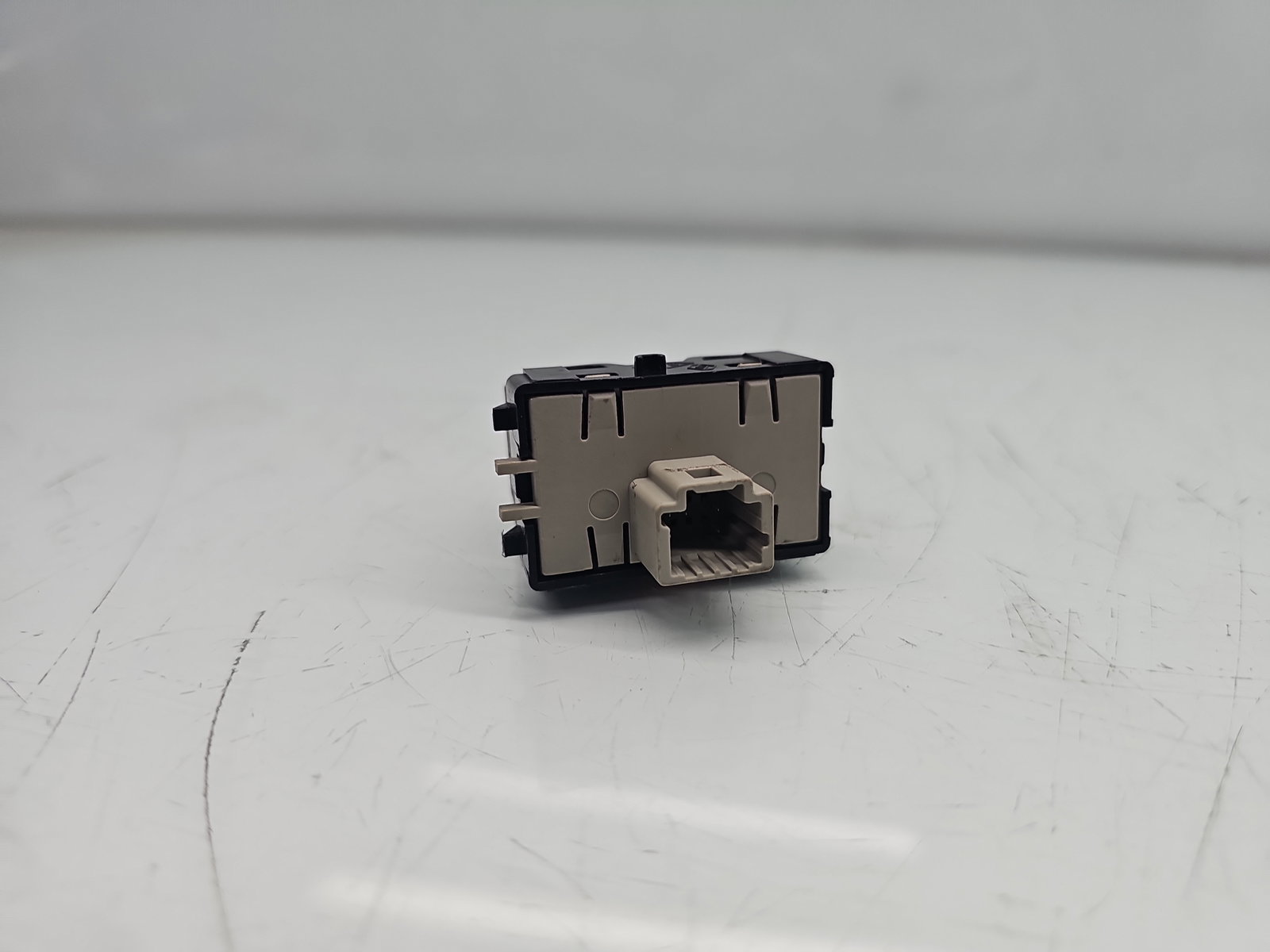 Buton tempomat Dacia Logan MCV 2 [Fabr 2013-2022] 255502886R - imagine 3