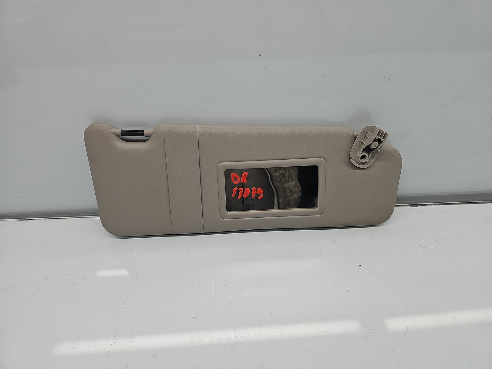 Parasolar dreapta Dacia Logan MCV 2 [Fabr 2013-2022] 964001901R - imagine 1