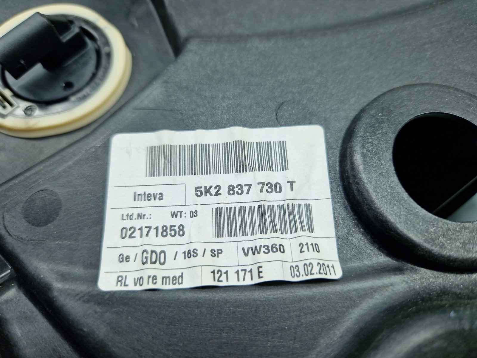 Macara electrica geam dreapta fata Volkswagen Golf 6 (5K1) [Fabr 2009-2013] Hatchback 5K2837730T - imagine 5