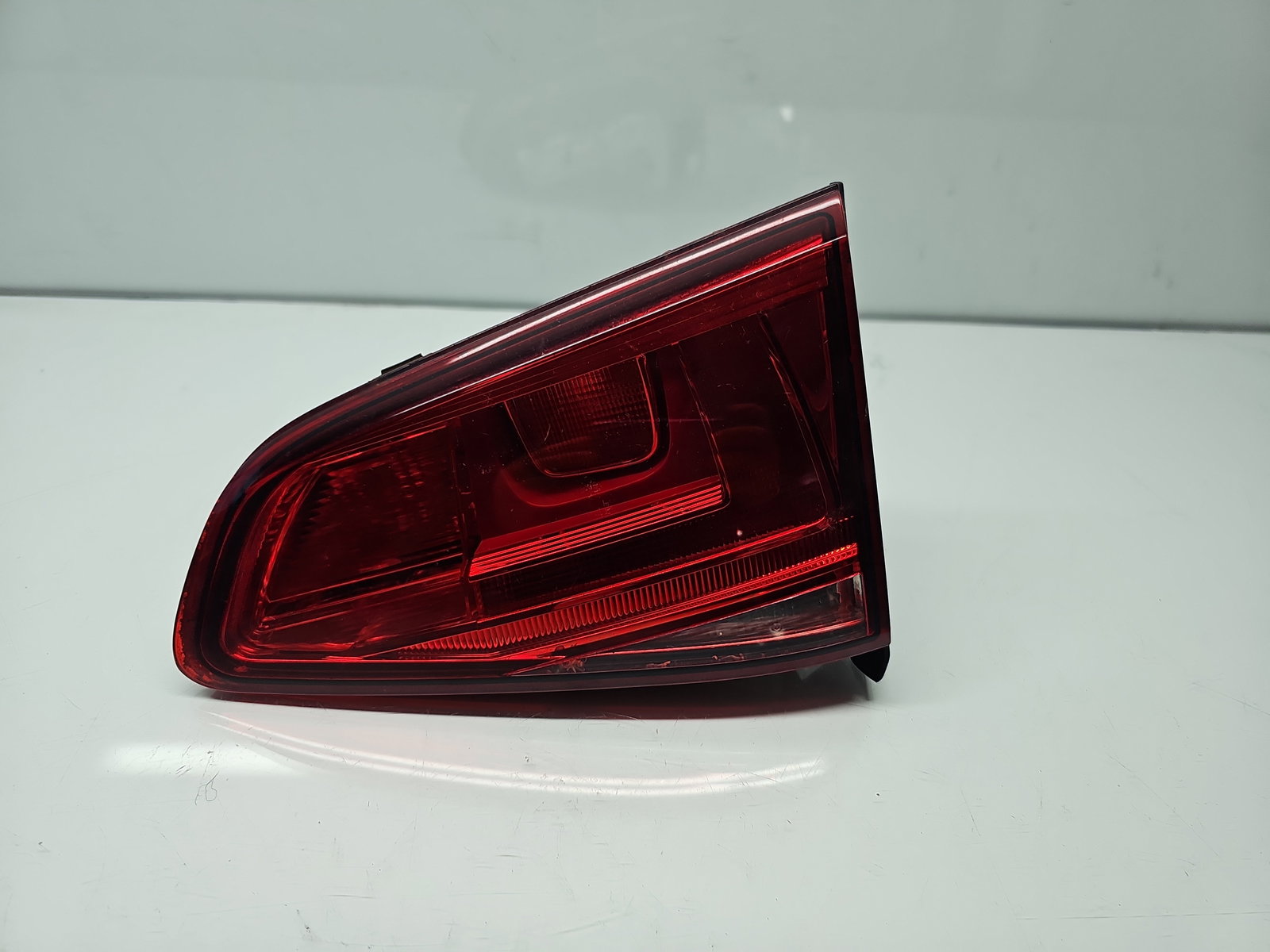 Stop haion dreapta Volkswagen Golf 7 (5G) [Fabr 2014-prezent] Hatchback 5G0945094N - imagine 1