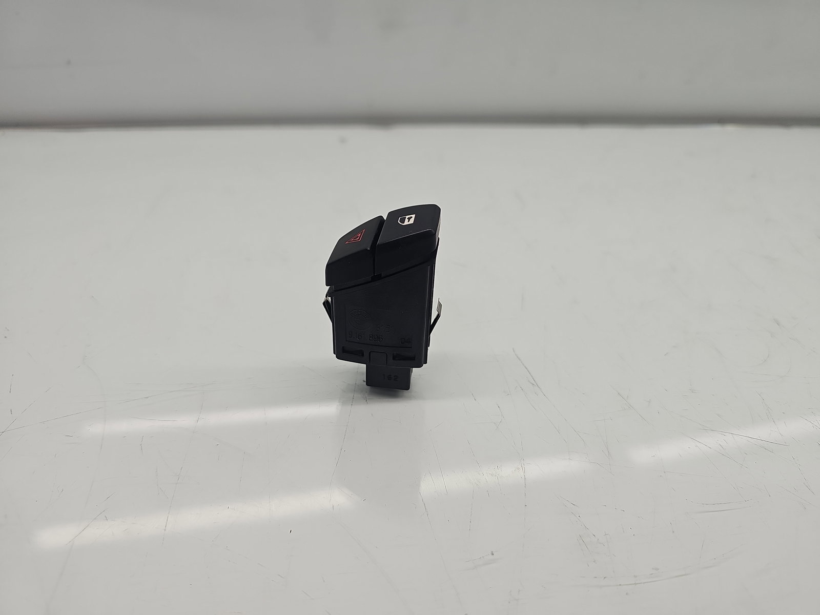 Buton avarii Bmw 5 (F10) [Fabr 2011-2016] 9161896 - imagine 1