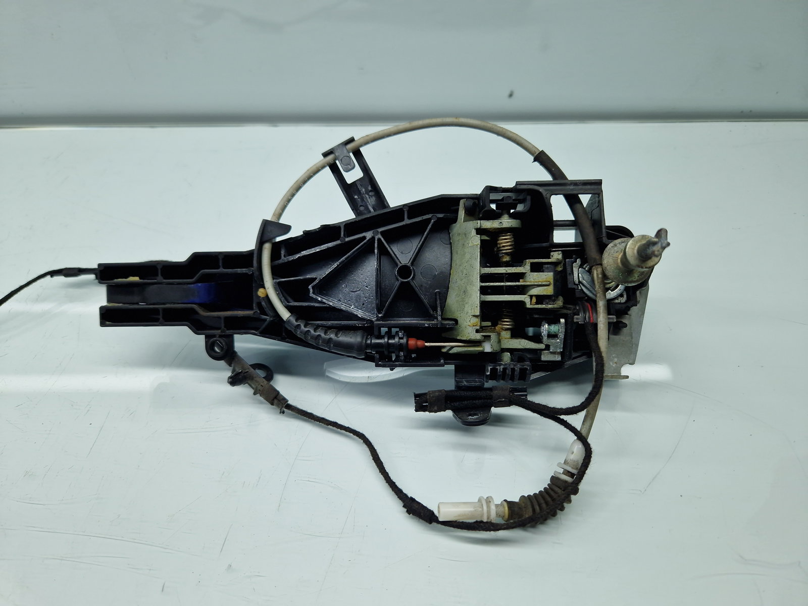 Maner usa dreapta fata Bmw 3 (E91) [Fabr 2005-2011] Break Facelift, Pachet M 381 Le Mans Blau Met - imagine 2