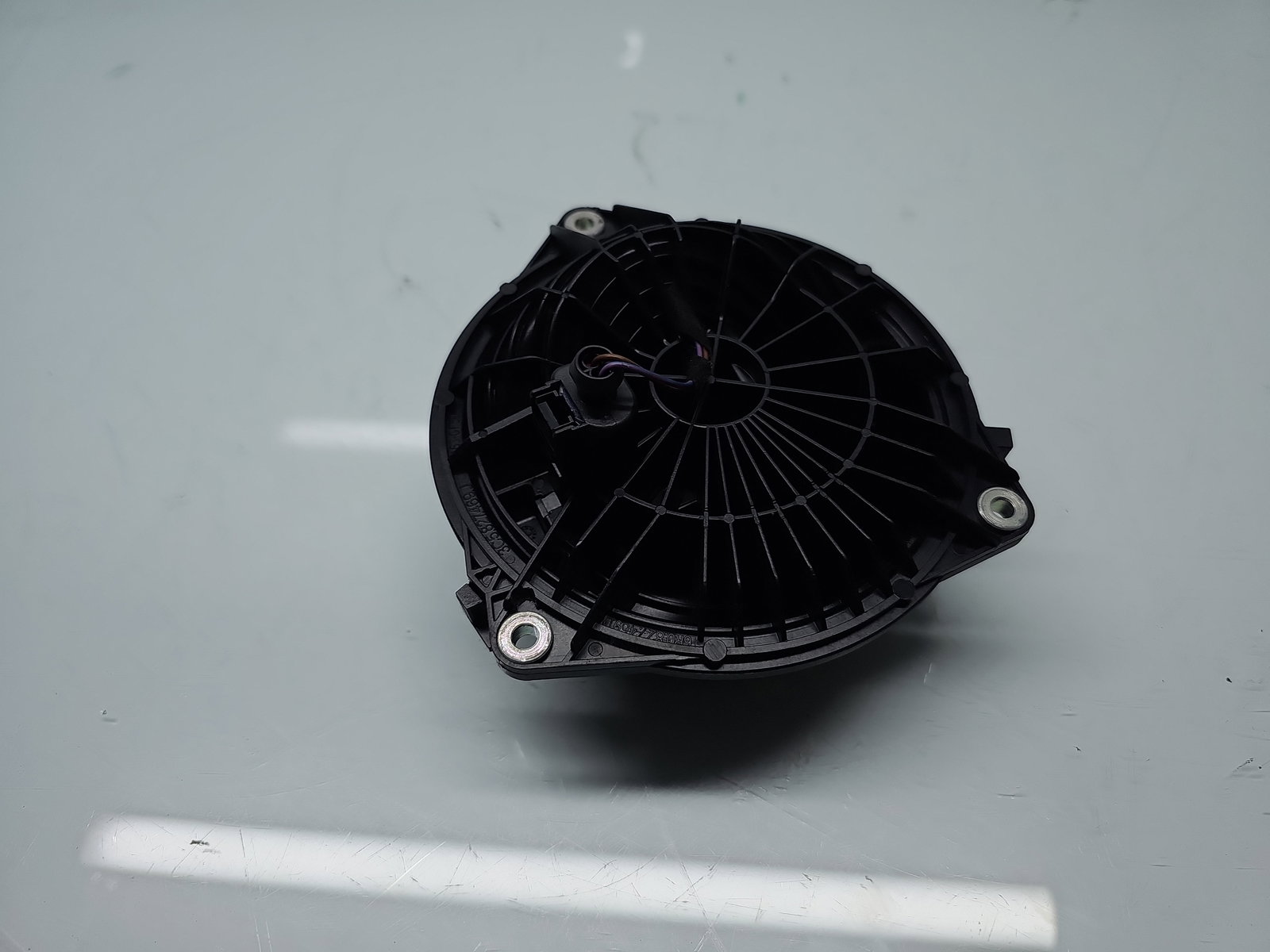 Maner haion Volkswagen Golf 7 (5G) [Fabr 2014-prezent] Hatchback 3C5827469J - imagine 3