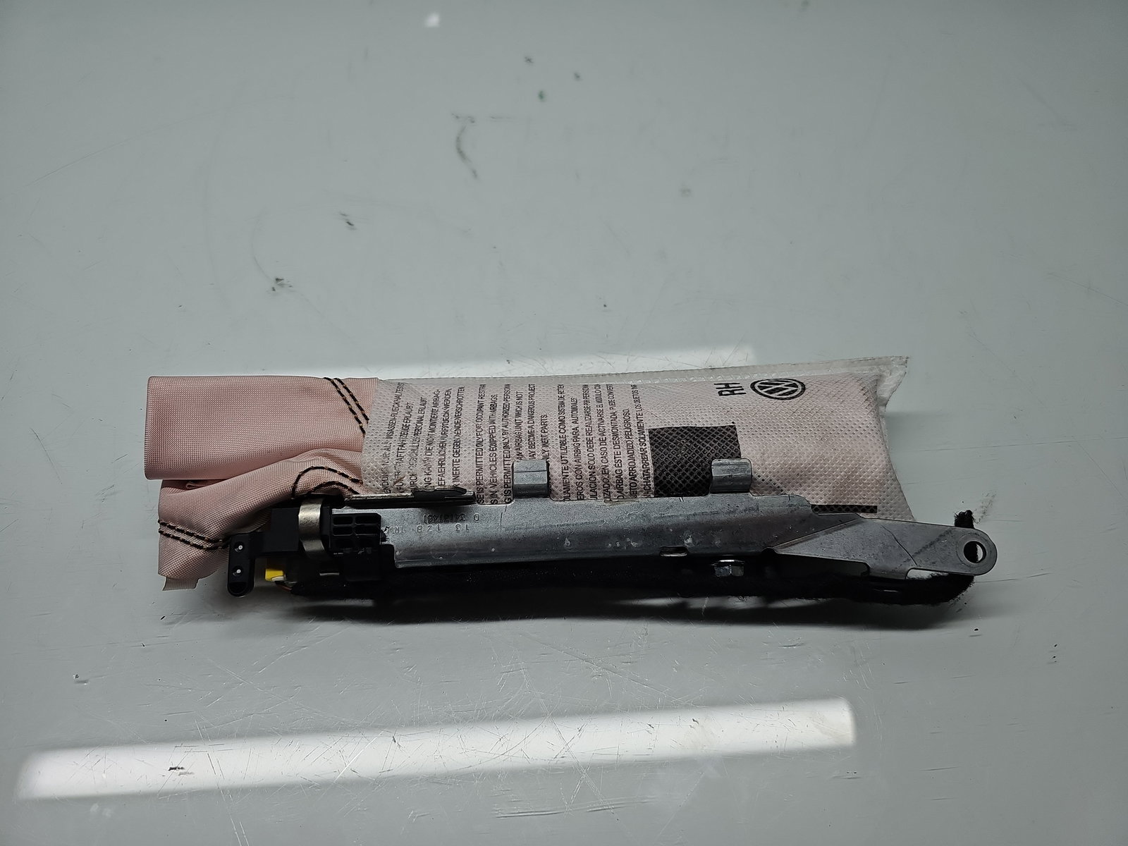 Airbag lateral stanga Volkswagen Golf 7 (5G) [Fabr 2014-prezent] 5G0880241 - imagine 2