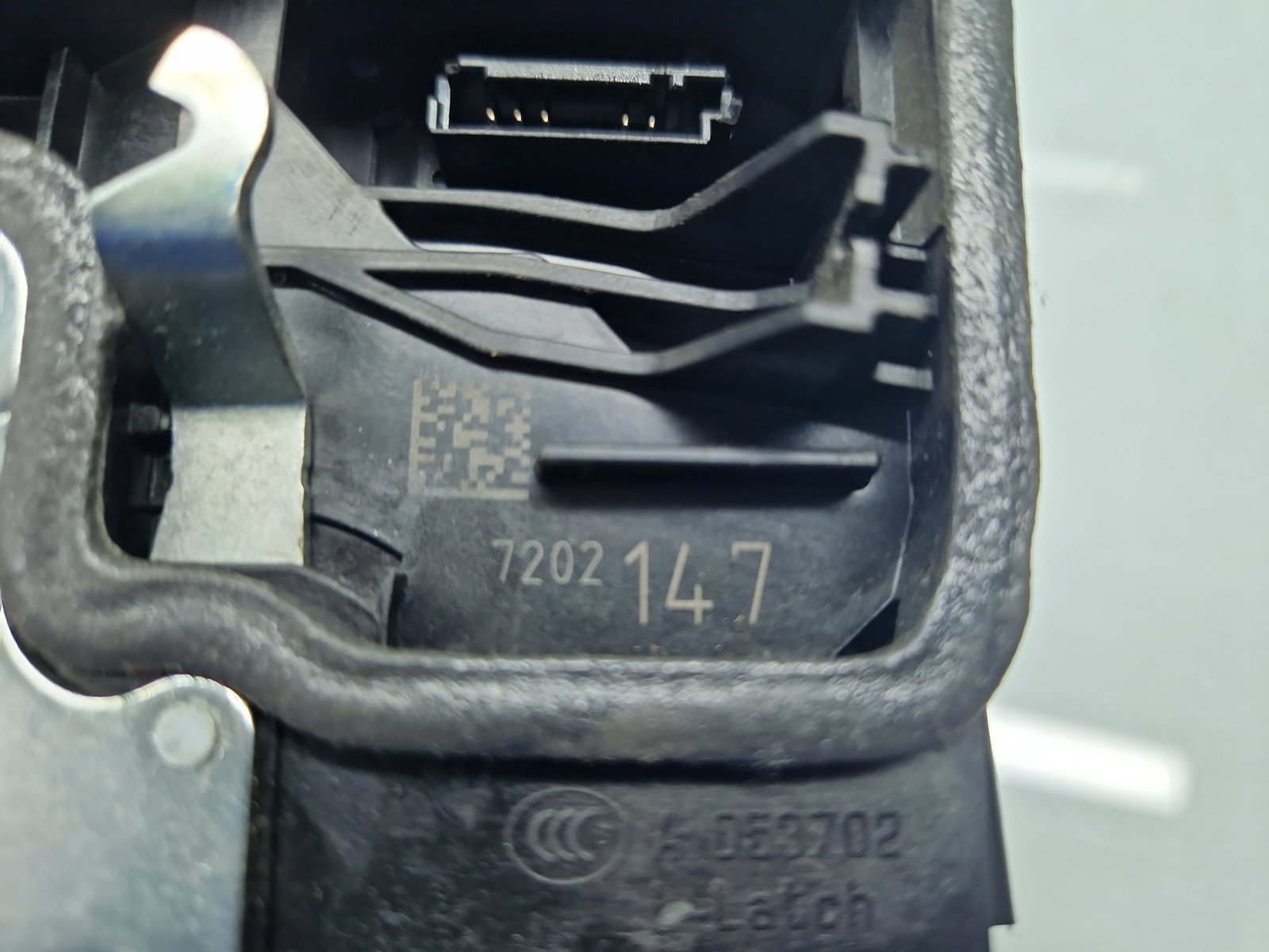 Broasca usa stanga spate Bmw 5 (F10) [Fabr 2011-2016] Berlina Pachet M 7202147 - imagine 4