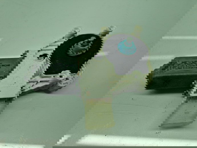 Motoras geam dreapta spate Bmw 5 (F10) [Fabr 2011-2016] Berlina Pachet M 053-60144-02