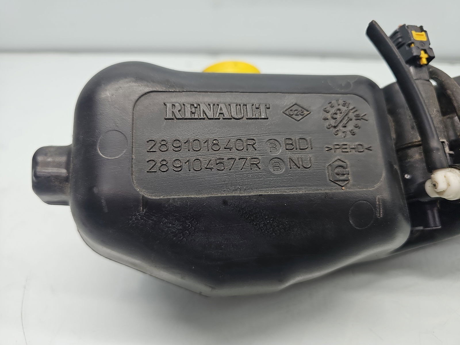 Vas lichid parbriz Dacia Sandero 2 [Fabr 2012-2020] 289101840R - imagine 2