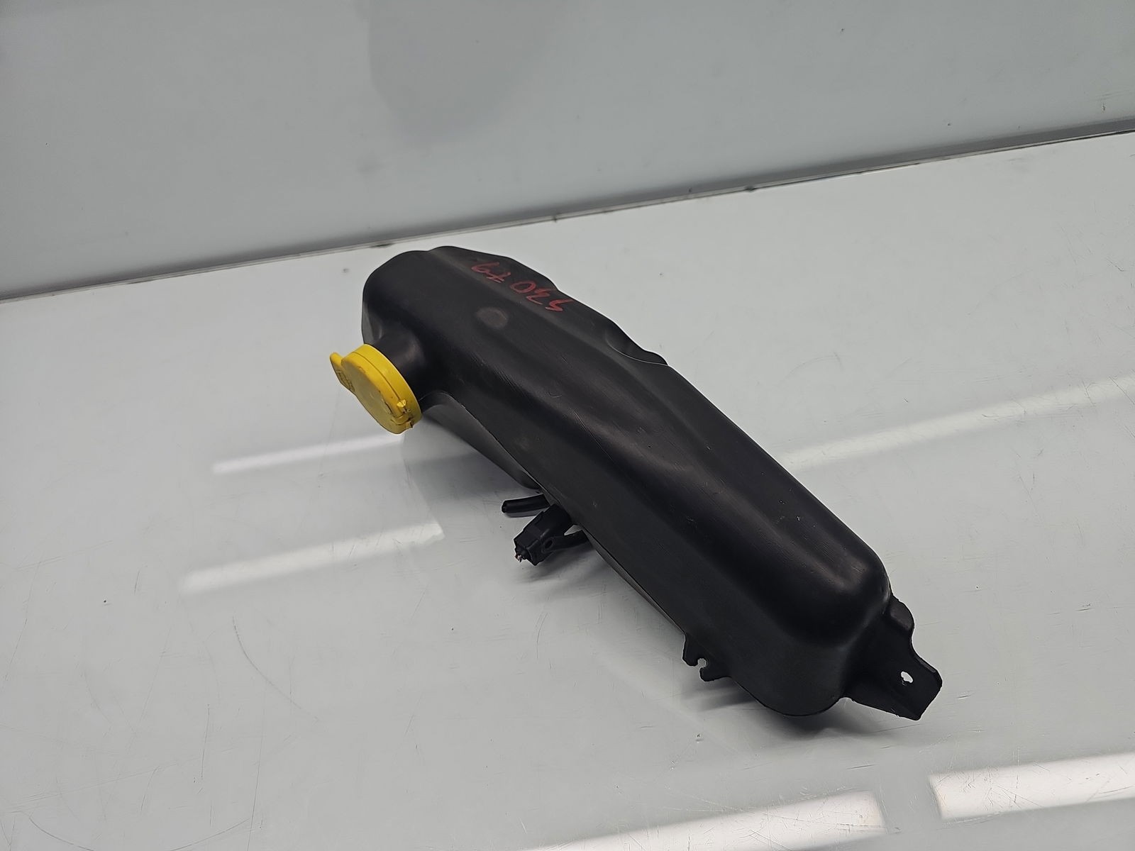 Vas lichid parbriz Dacia Sandero 2 [Fabr 2012-2020] 289101840R - imagine 5