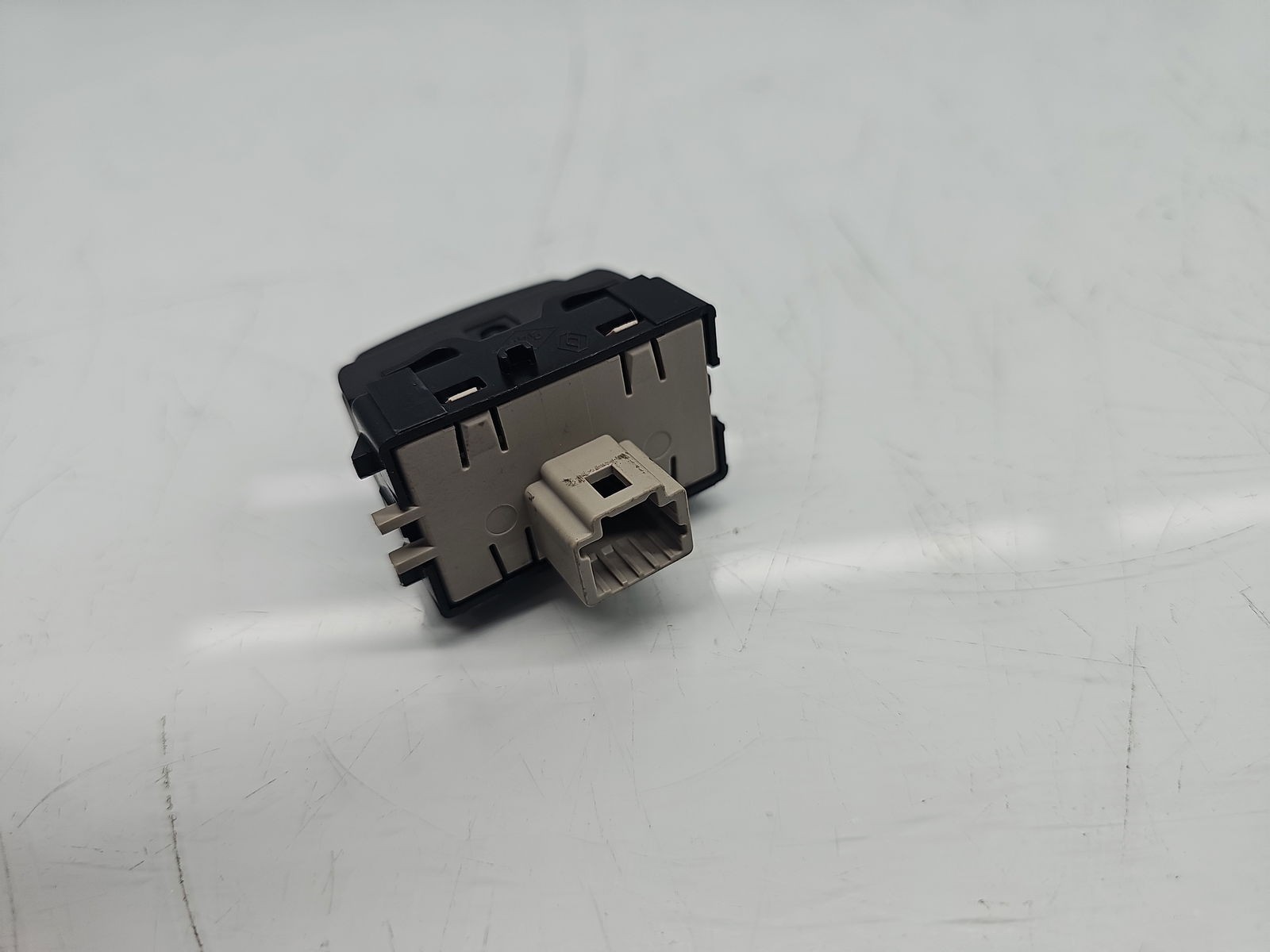 Buton tempomat Dacia Sandero 2 [Fabr 2012-2020] 255502886R - imagine 5