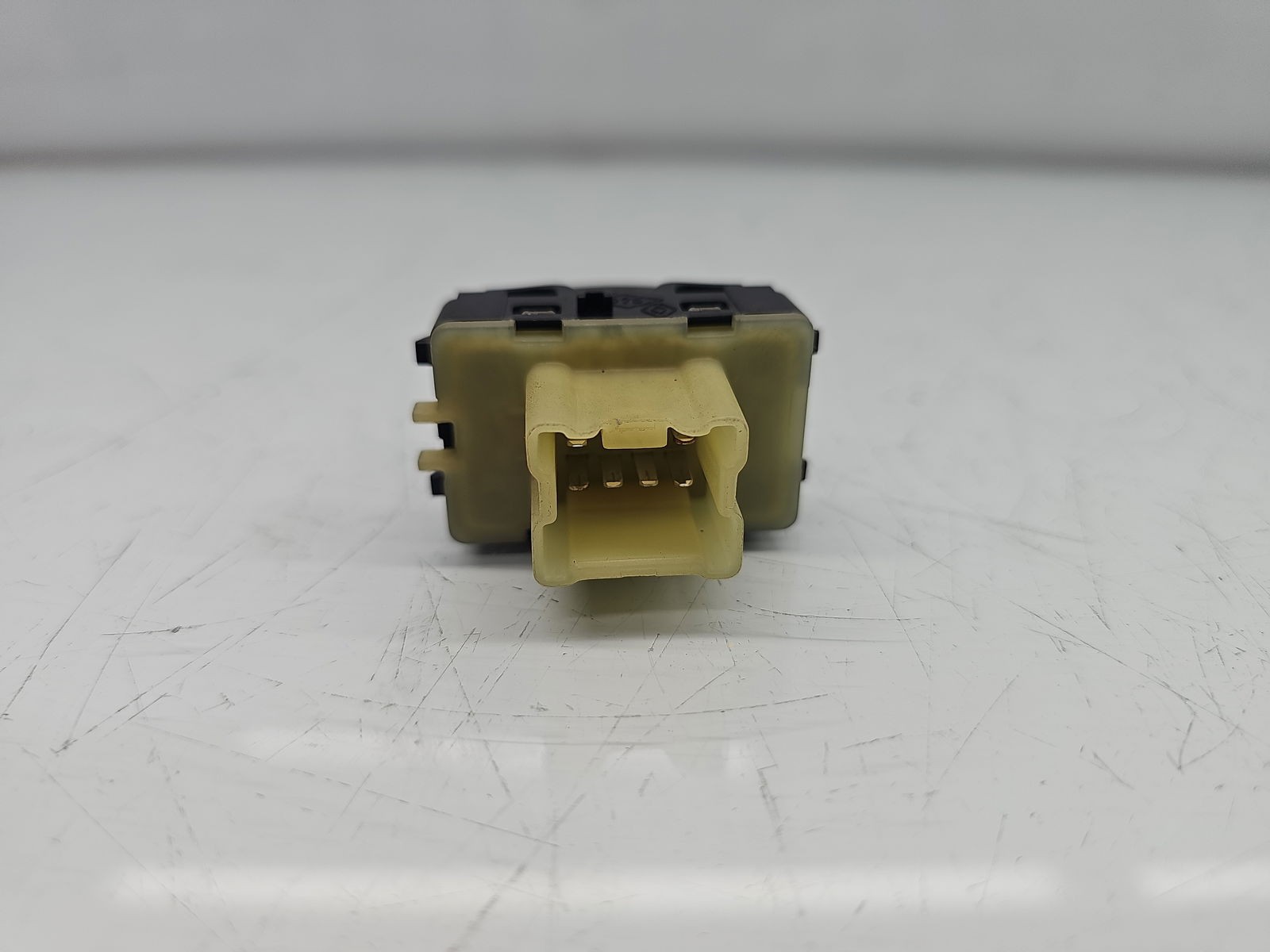 Buton geam dreapta fata Dacia Sandero 2 [Fabr 2012-2020] 254214937R - imagine 3