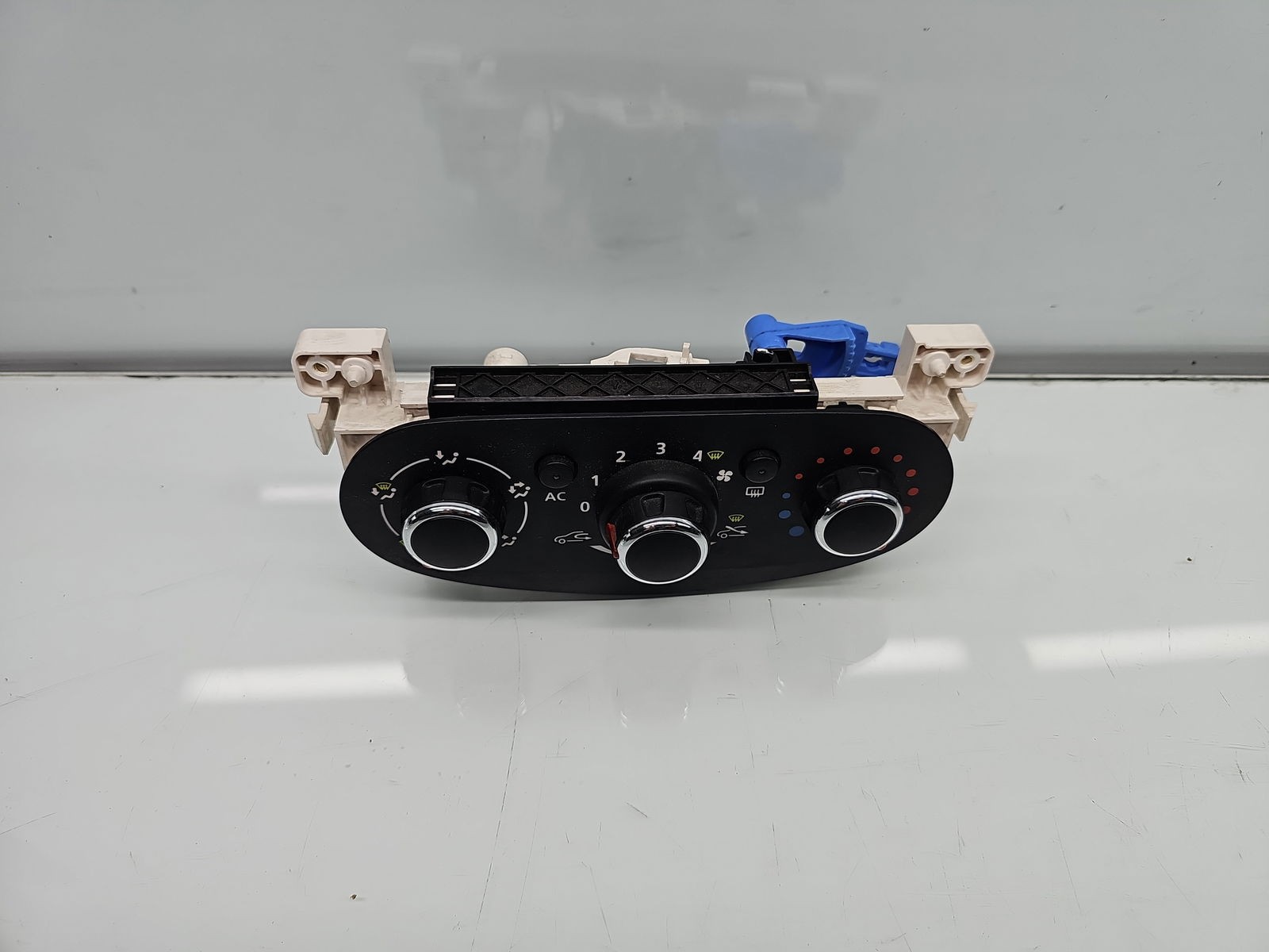 Panou comanda clima Dacia Sandero 2 [Fabr 2012-2020] XE1074176 - imagine 5