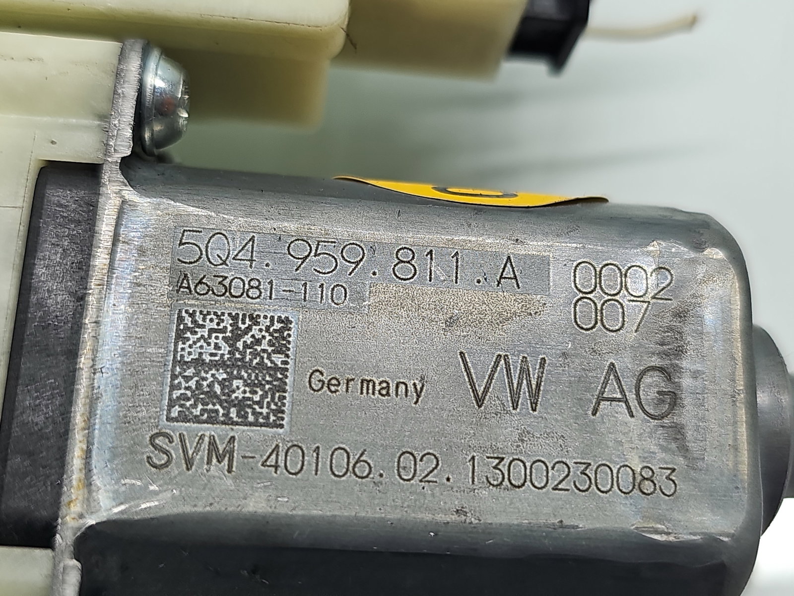 Motoras geam stanga spate Volkswagen Golf 7 (5G) [Fabr 2014-prezent] Hatchback 5Q4959811A - imagine 4